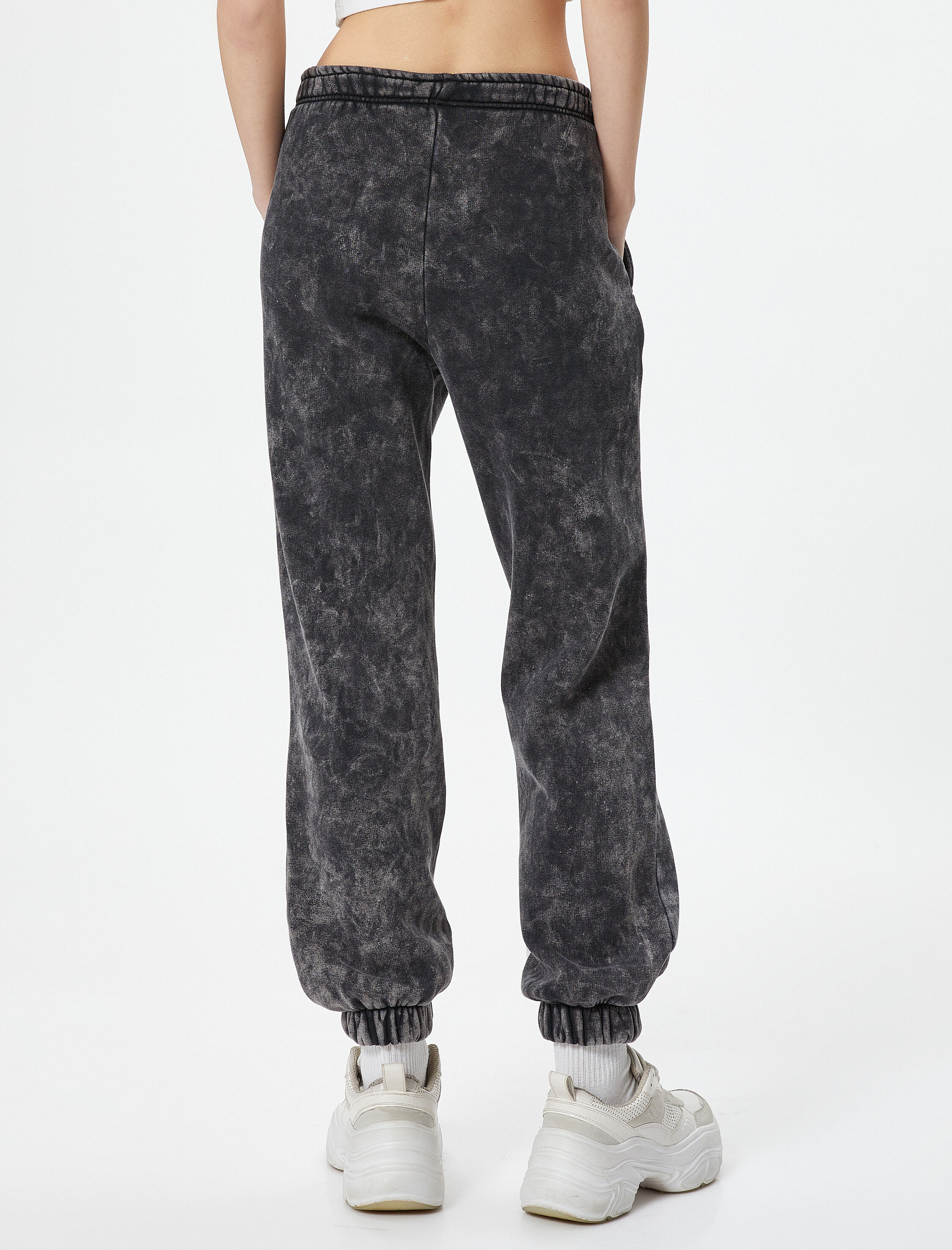   Jogger Eşofman Altı Soluk Efektli Batik Desenli Cepli Şardonlu Rahat Kalıp