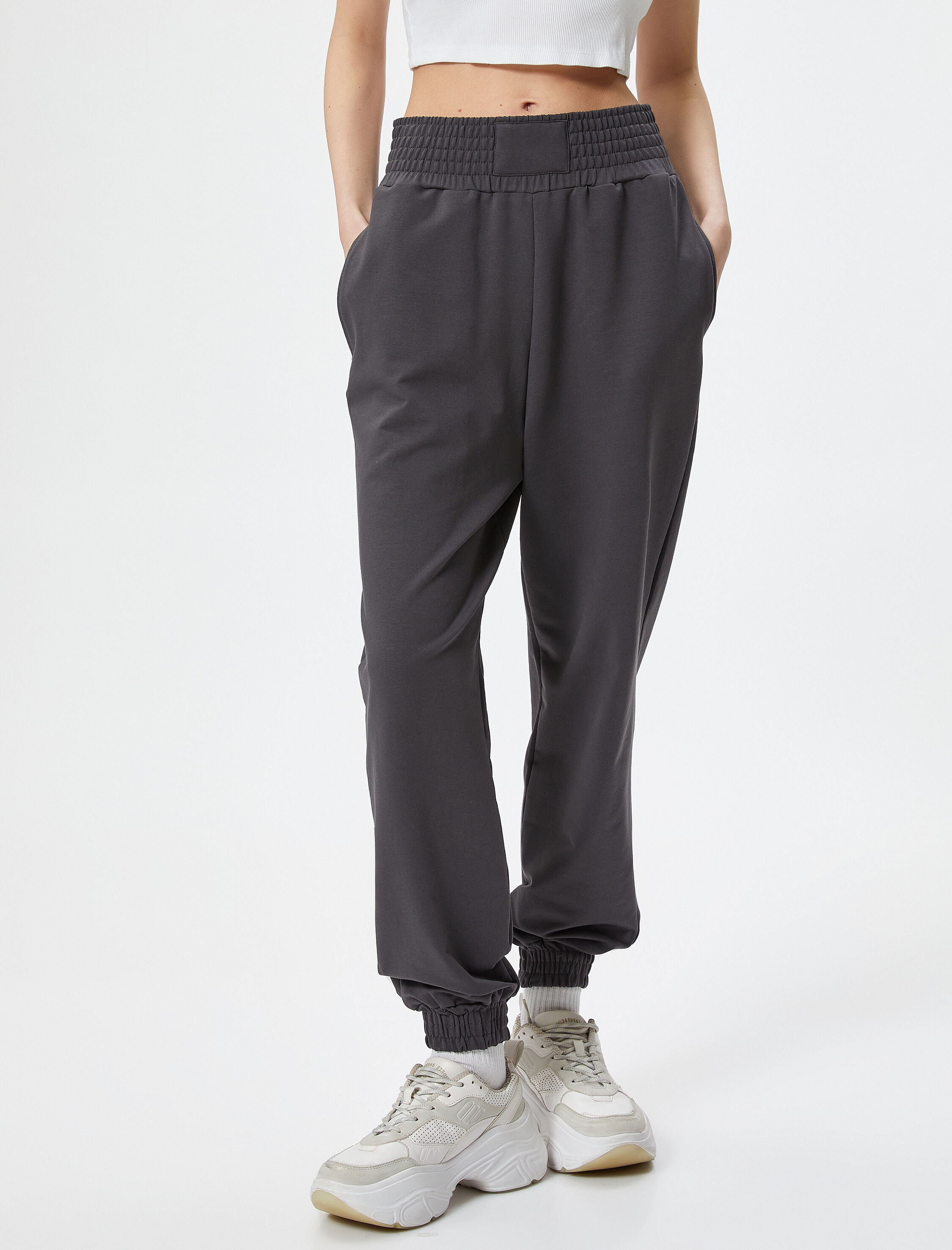   Jogger Eşofman Altı Yüksek Bel Rahat Kalıp Cepli Pamuk Karışımlı