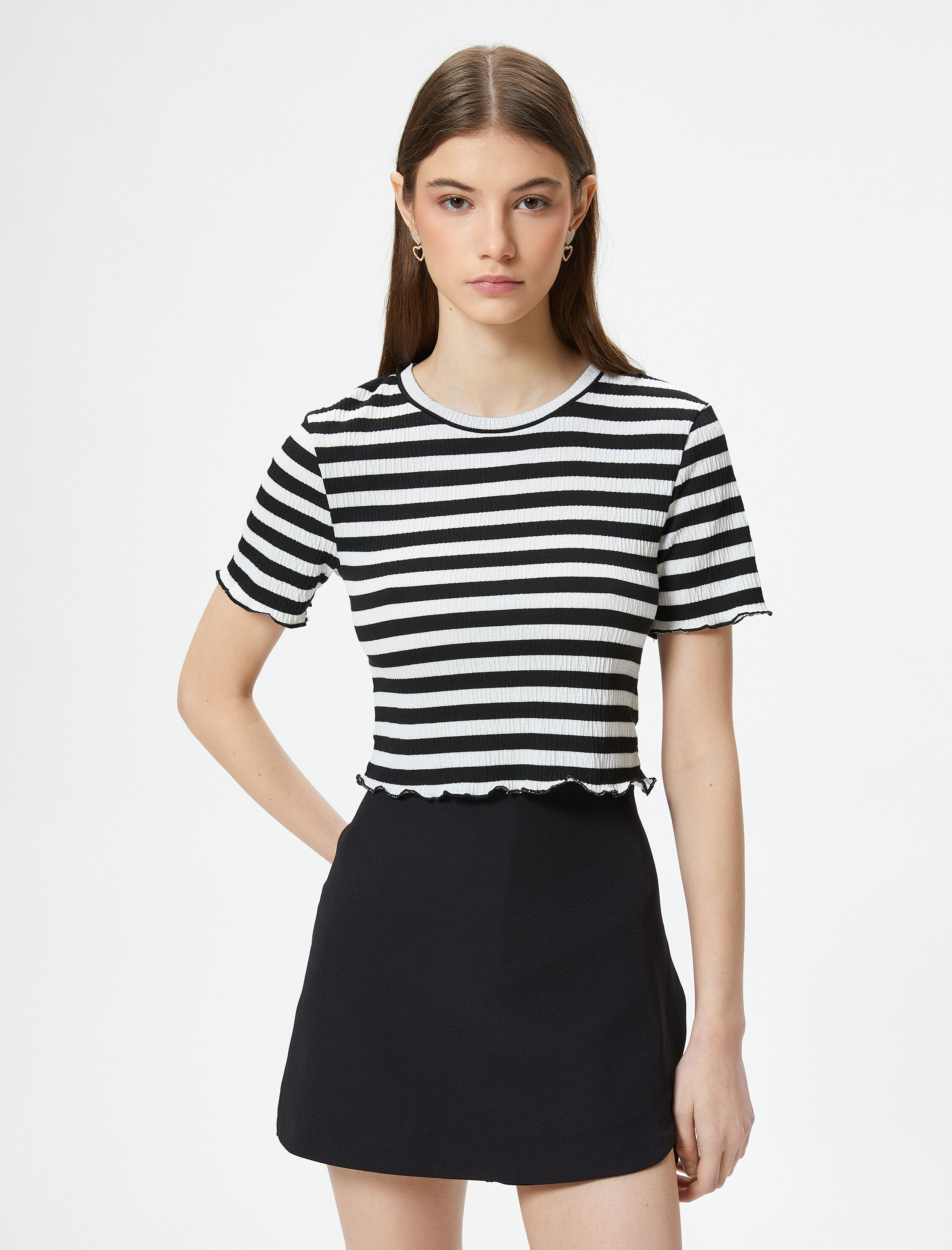   Crop Tişört Ribanalı Kısa Kollu Bisiklet Yaka Pamuklu