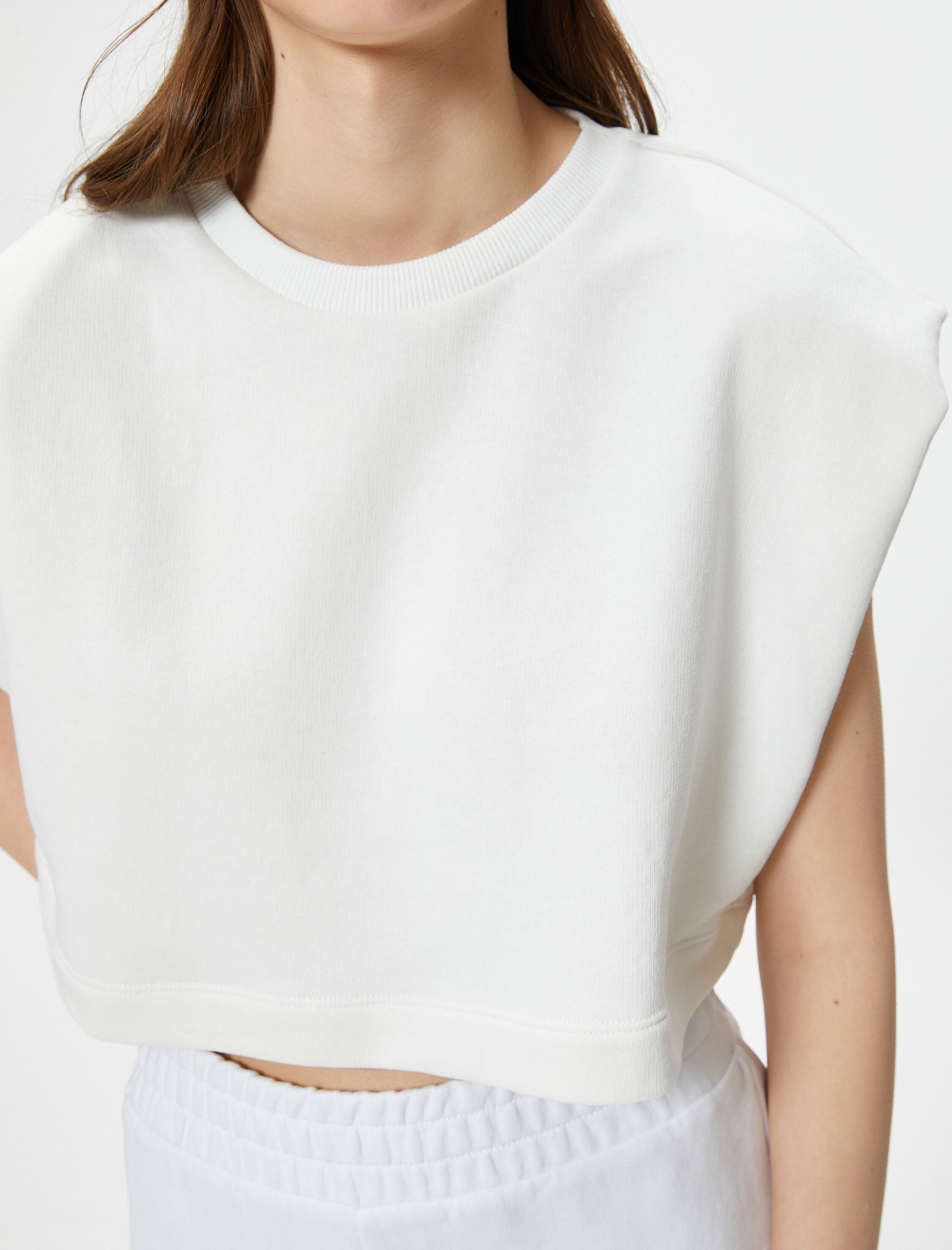   Spor Kolsuz Crop Tişört Vatkalı Bisiklet Yaka Rahat Kalıp