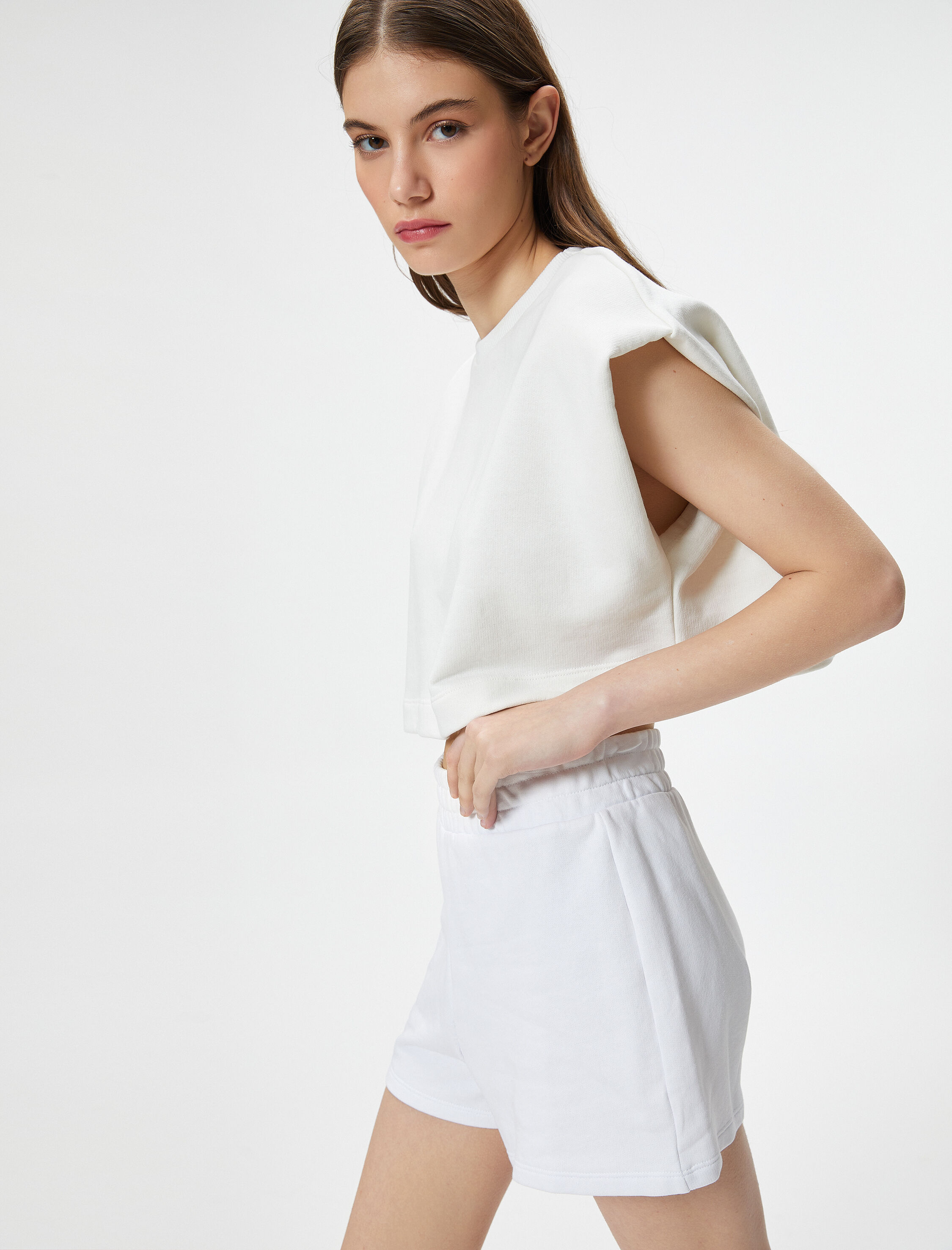   Spor Kolsuz Crop Tişört Vatkalı Bisiklet Yaka Rahat Kalıp