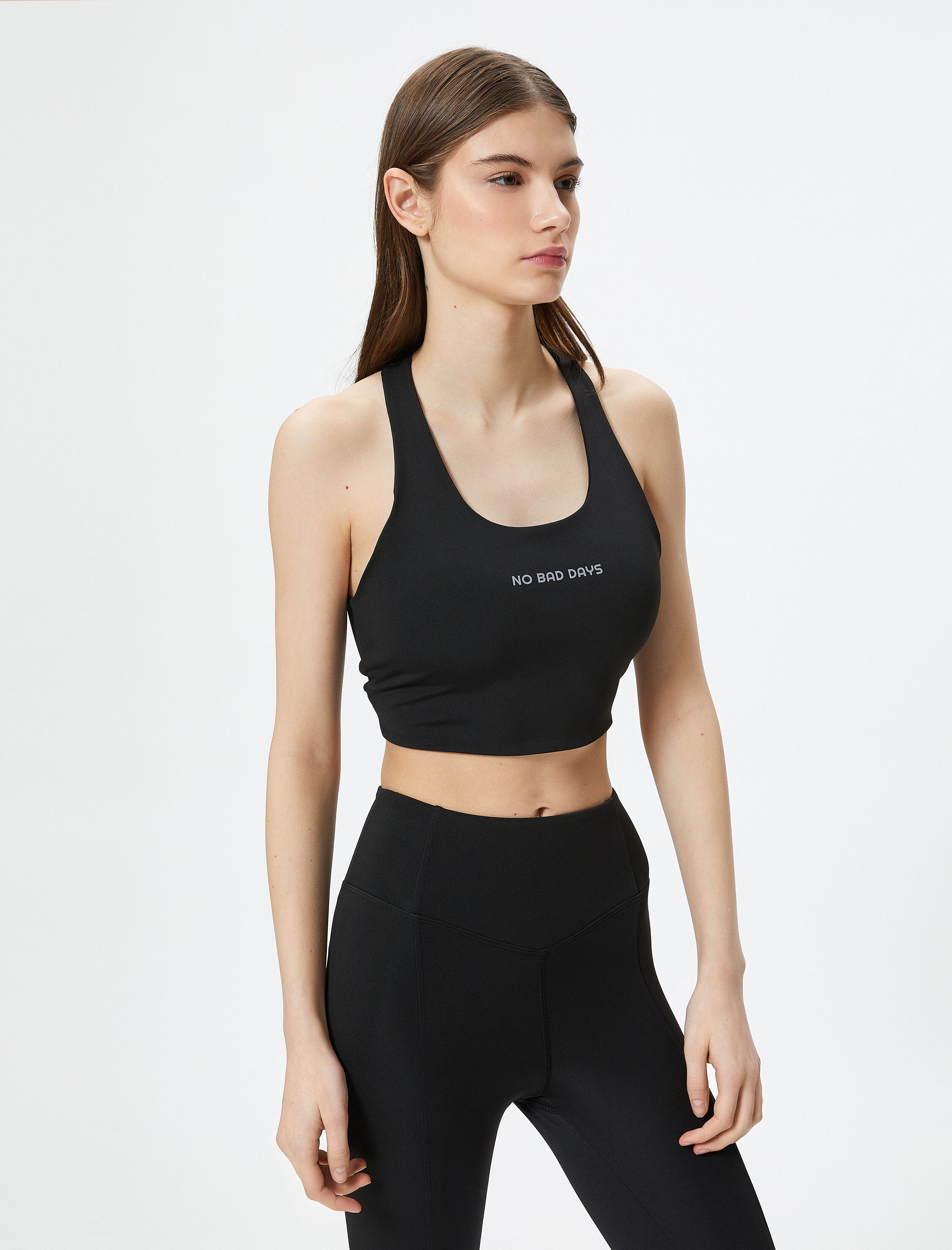   Sporcu Sütyeni Kaplı Baskılı Arkası Pencere Detaylı U Yaka Dar Kalıp