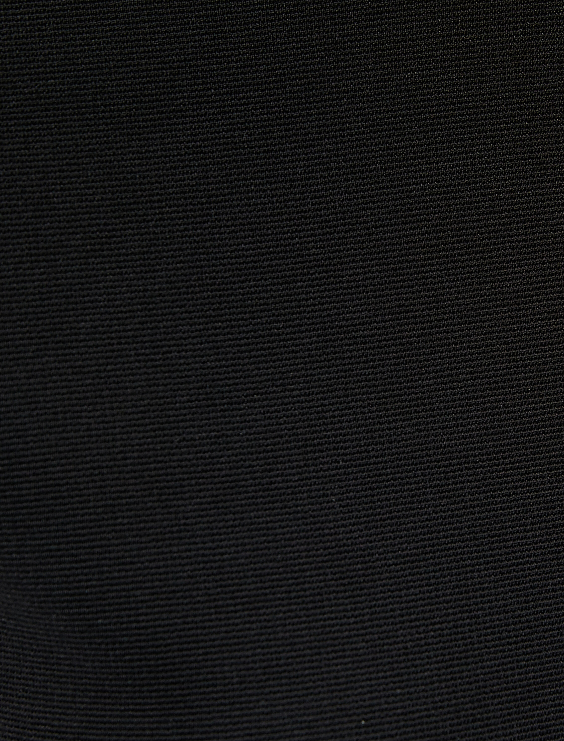   Crop Tişört Pencere Detaylı Kısa Kollu Bisiklet Yaka Pamuklu