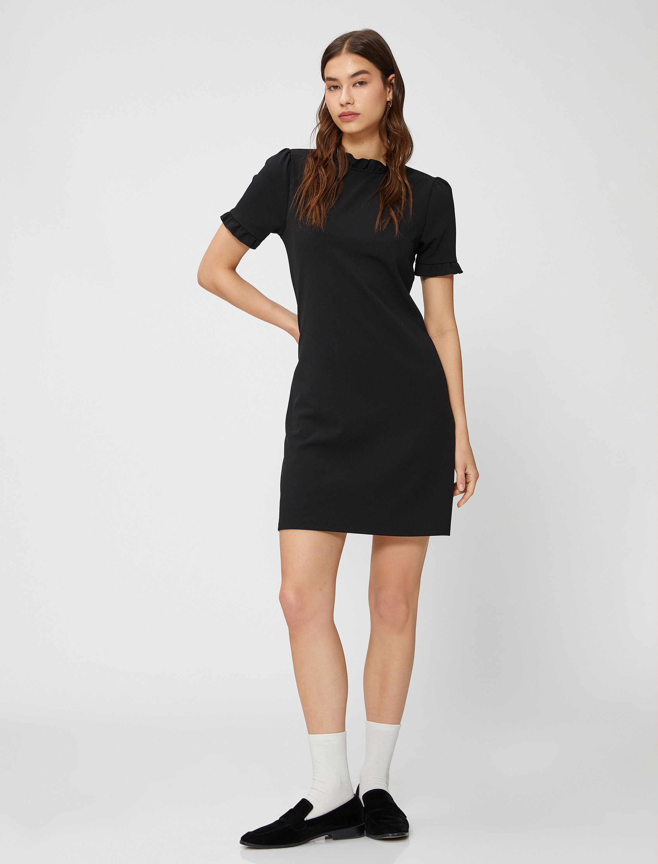   Mini A Kesim Elbise Kısa Kollu Fırfır Detaylı