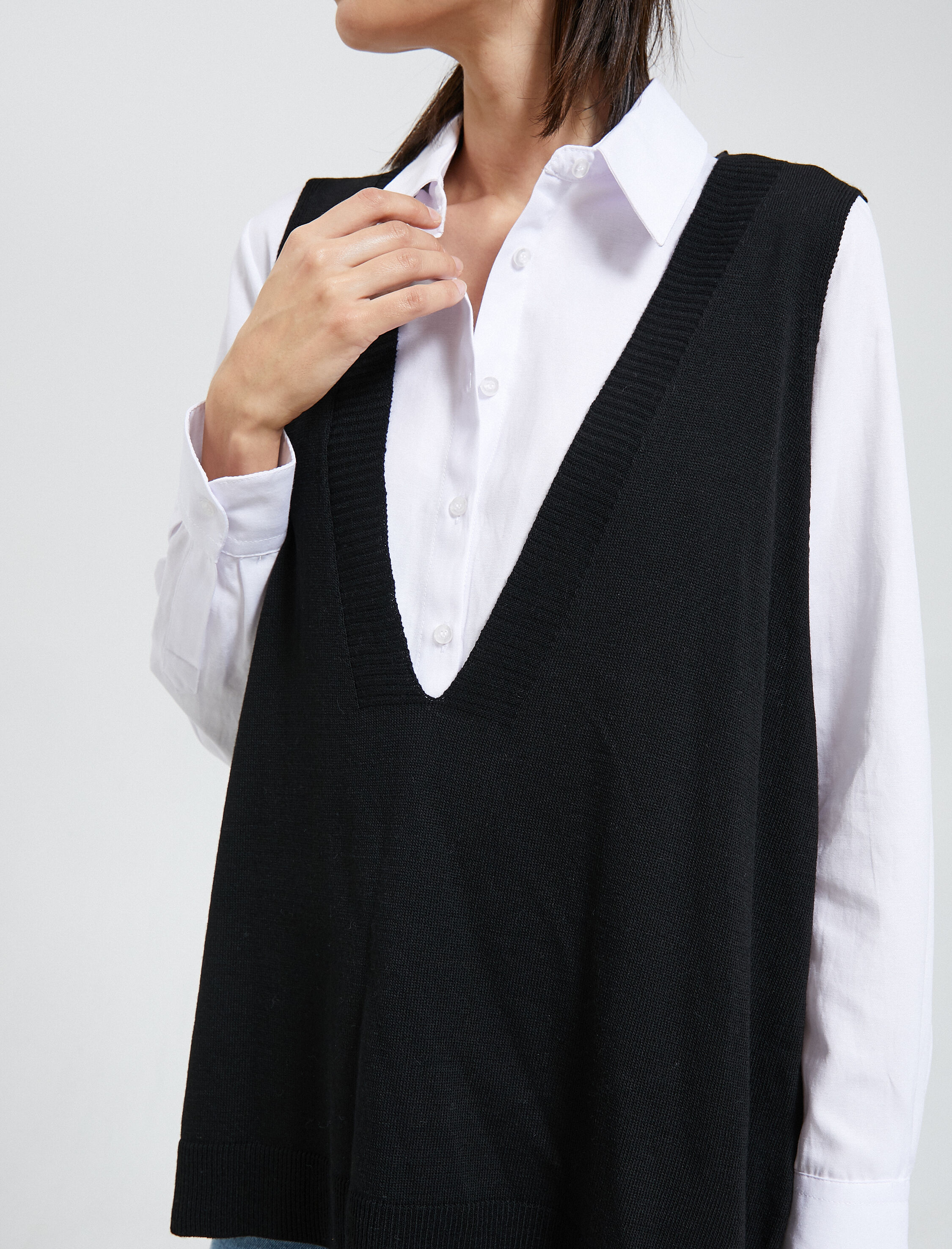   V Yaka Süveter Örgü Ribanalı