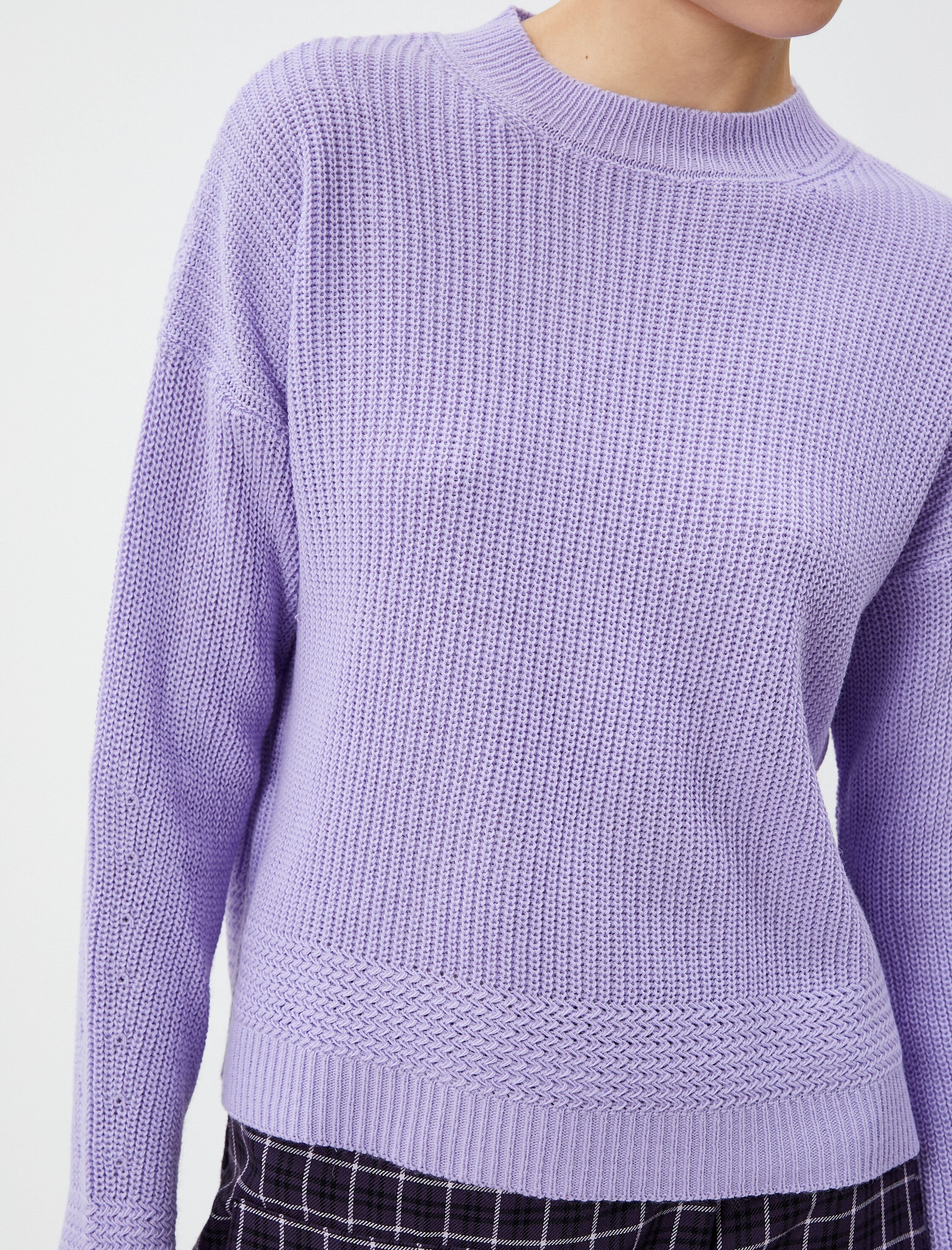   Basic Triko Kazak Yuvarlak Yaka Uzun Kollu