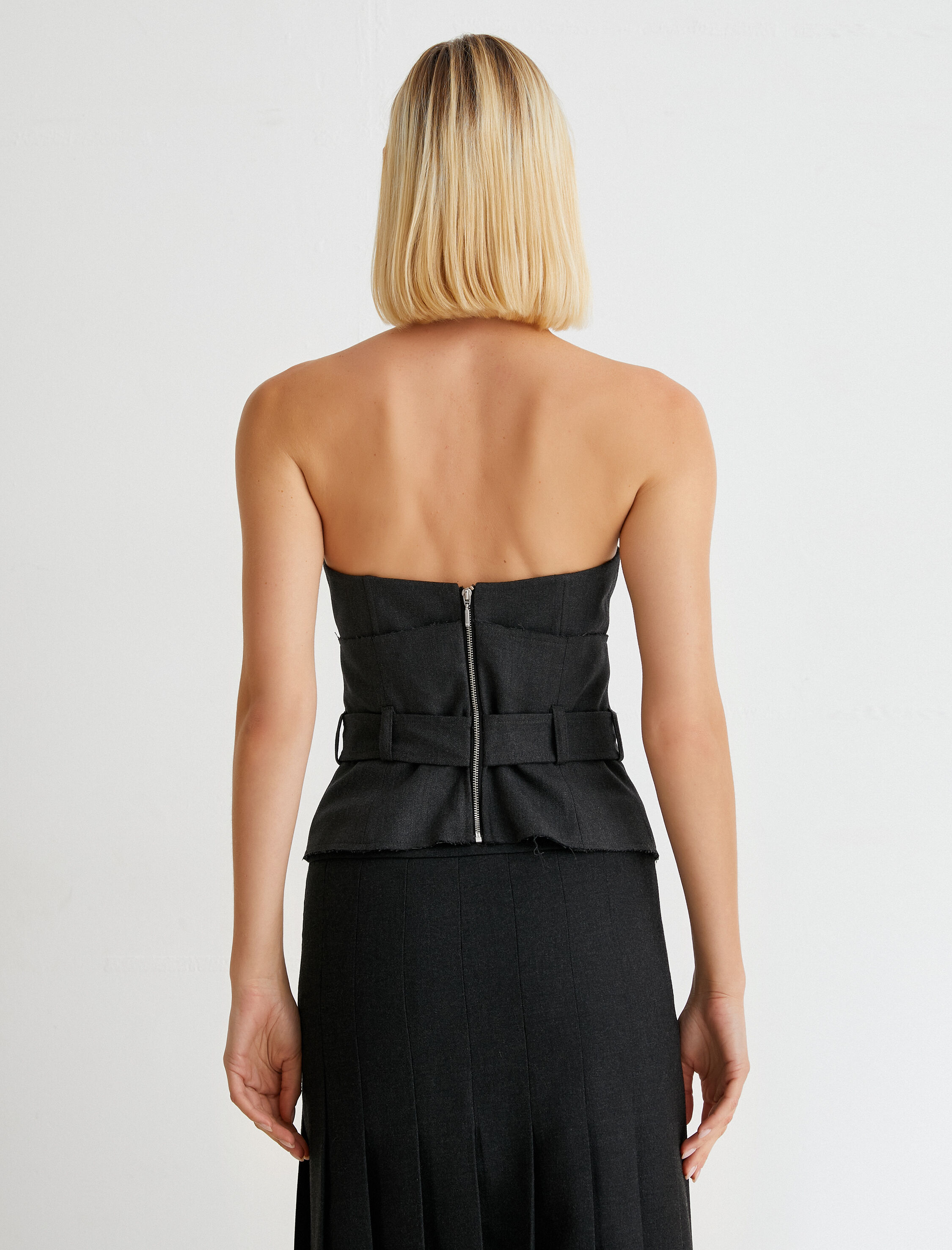   Straplez Bluz Kemerli Asimetrik Kesim