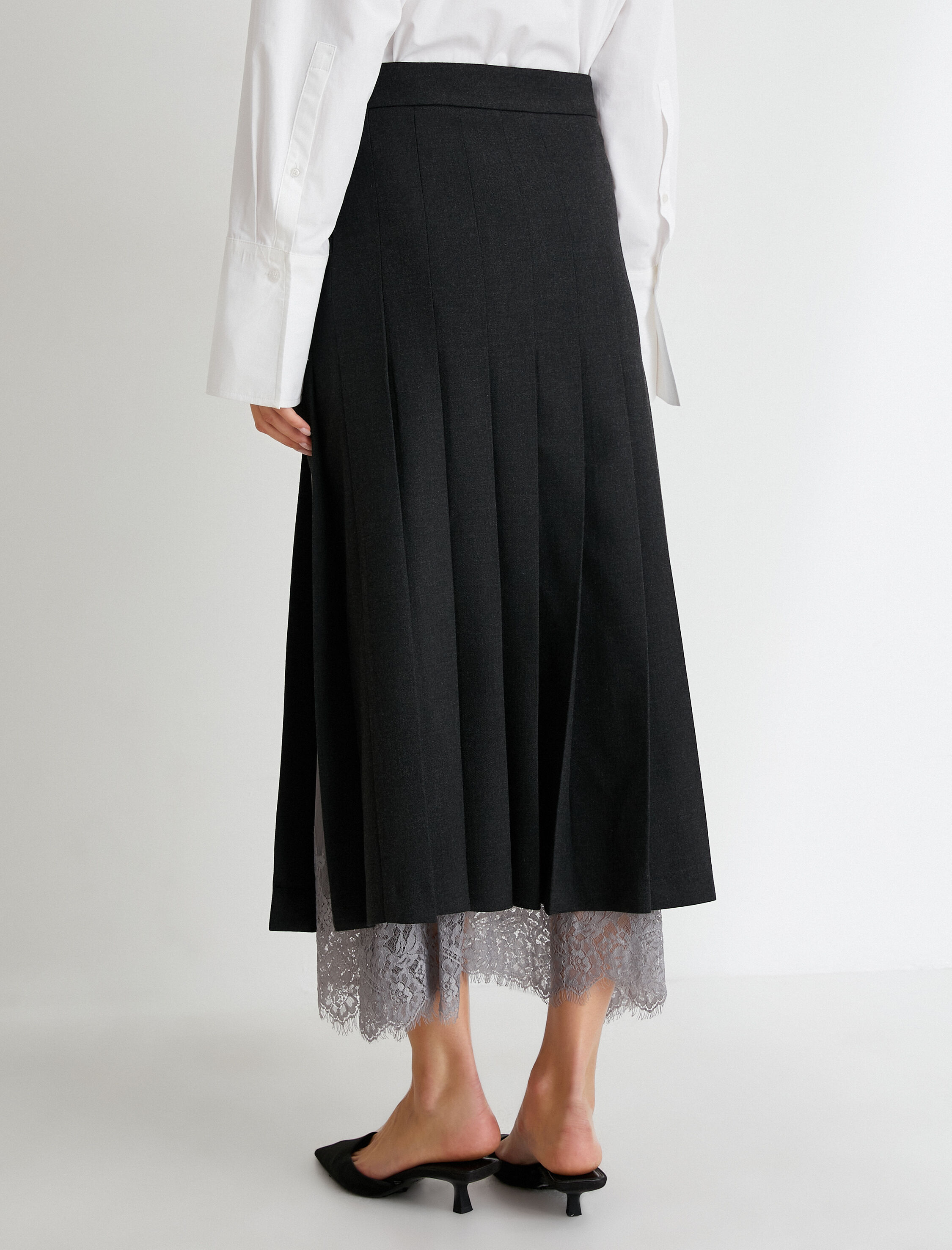   Midi Pileli Etek Dantel Yırtmaç Detaylı Normal Bel