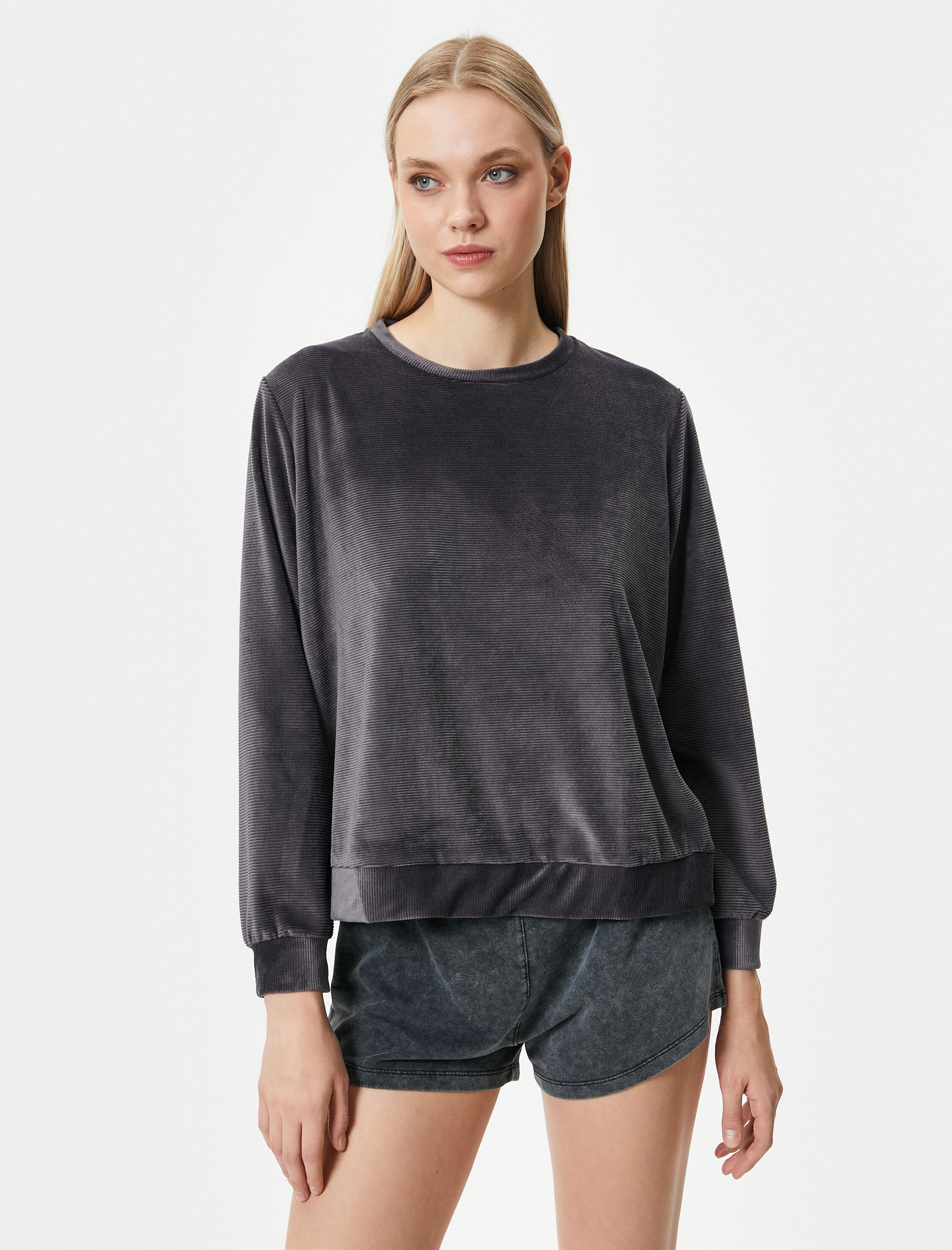   Kışlık Pijama Üstü Kadife Yumuşak Dokulu Uzun Kollu Bisiklet Yaka