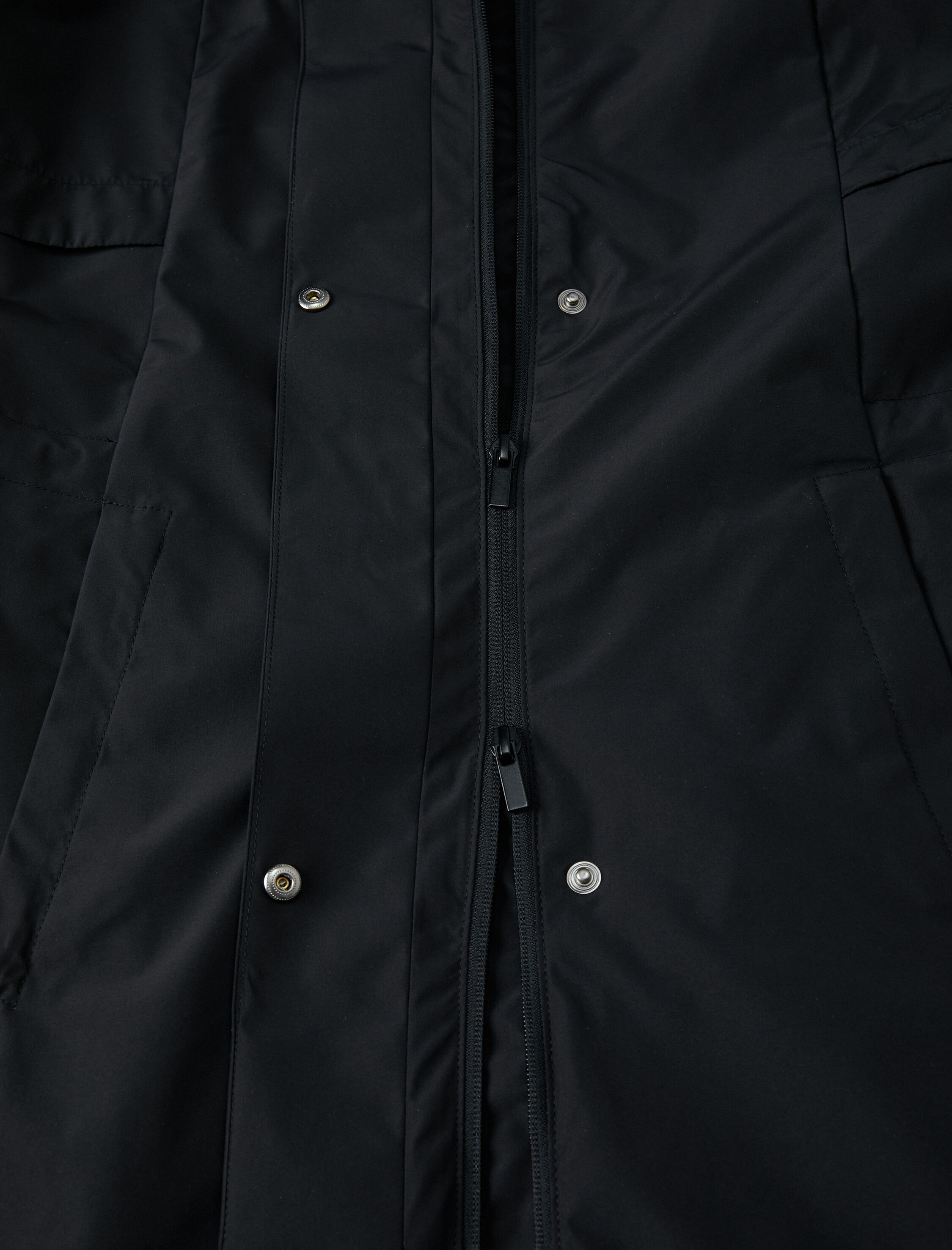 Uzun Outdoor Mont Kapüşonlu Cep Detaylı Çıtçıtlı