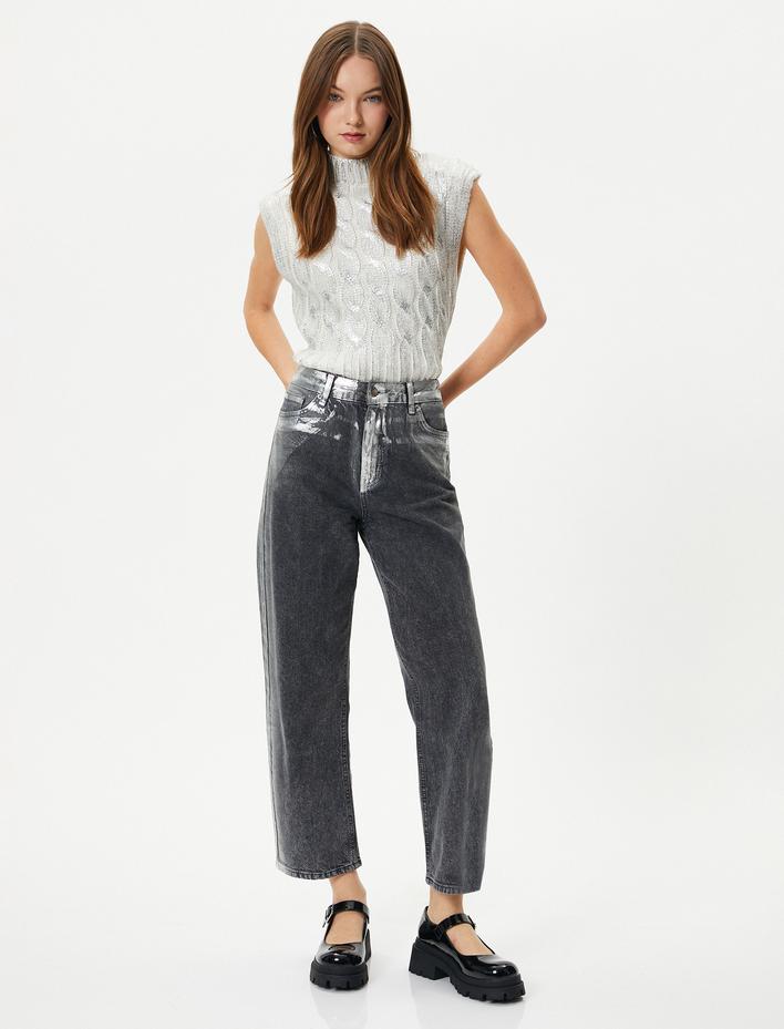  Parlak Varaklı Triko Süveter Crop Dik Yaka Kolsuz Örgü Desenli