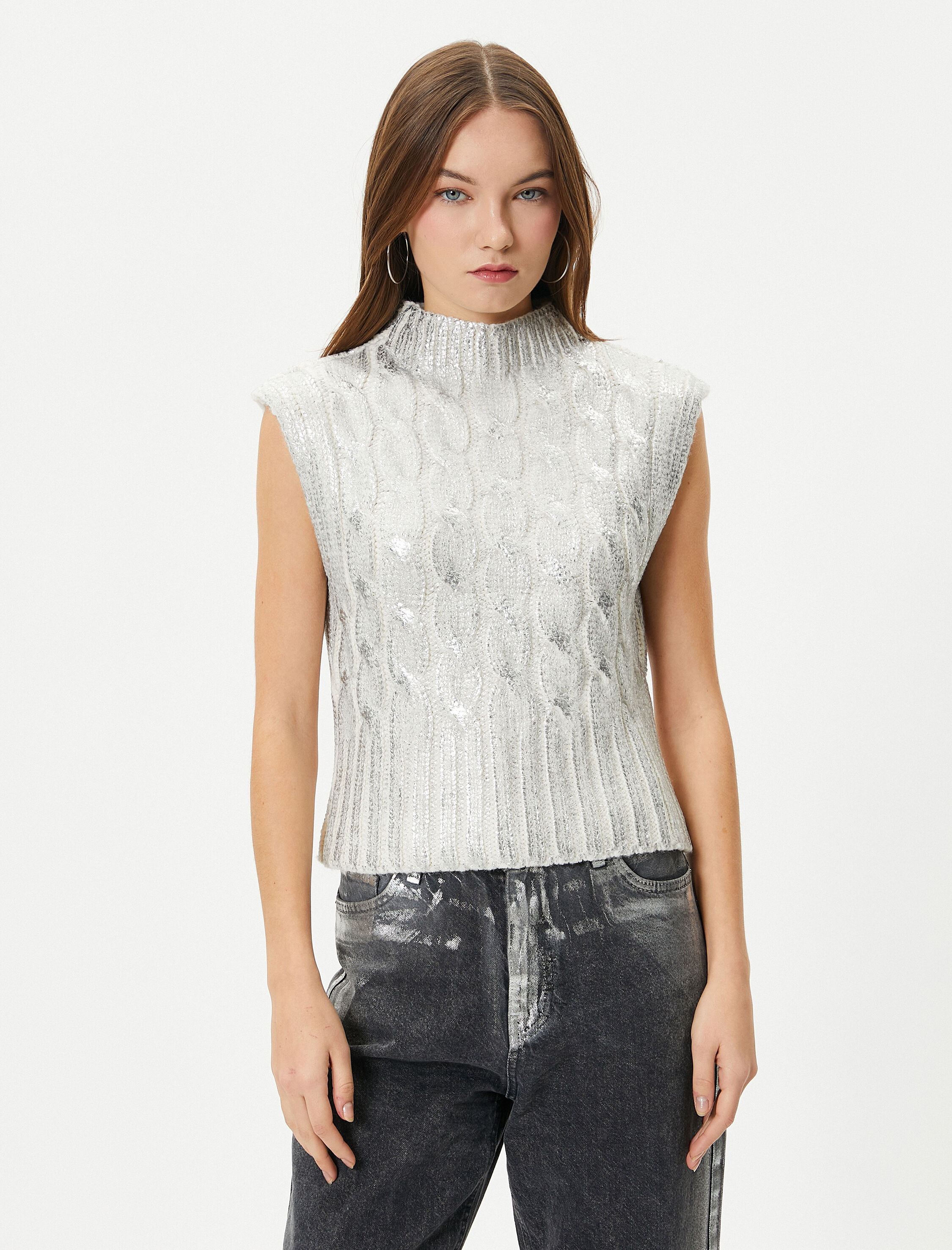   Parlak Varaklı Triko Süveter Crop Dik Yaka Kolsuz Örgü Desenli