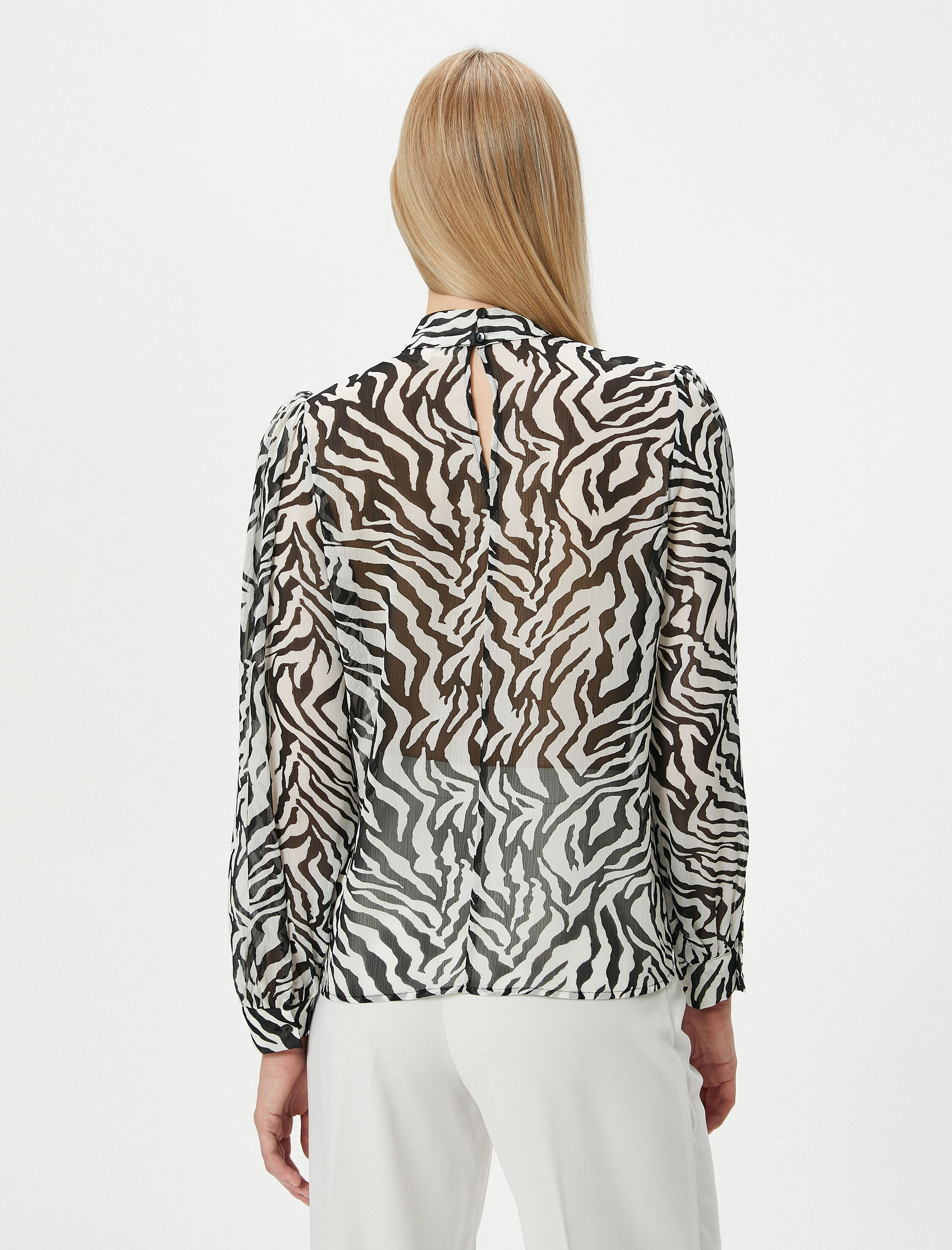   Şifon Bluz Leopar Desenli Dik Yaka Balon Kollu