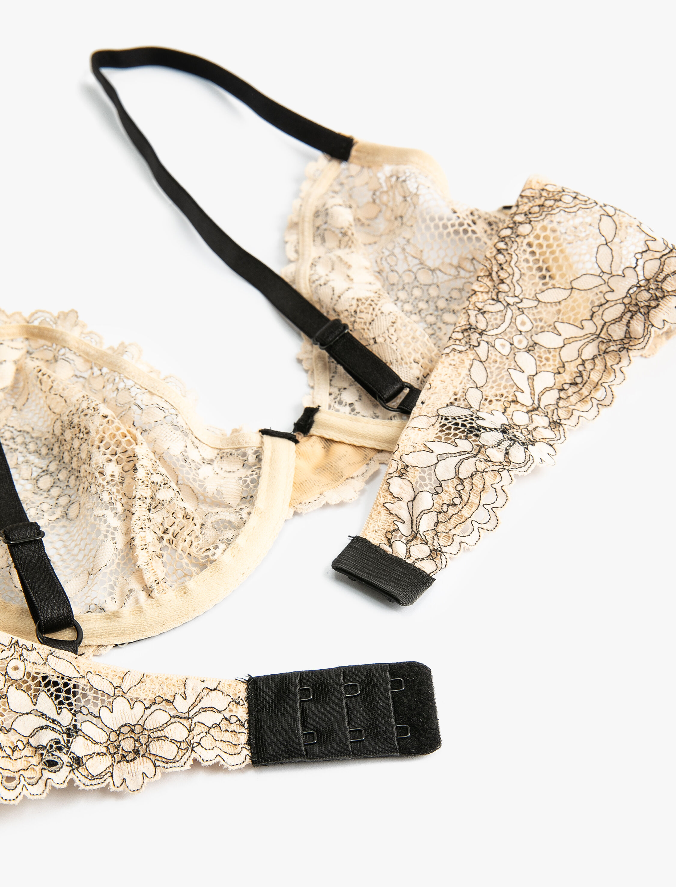   Balenli Dantelli Sütyen Dolgusuz Çiçekli