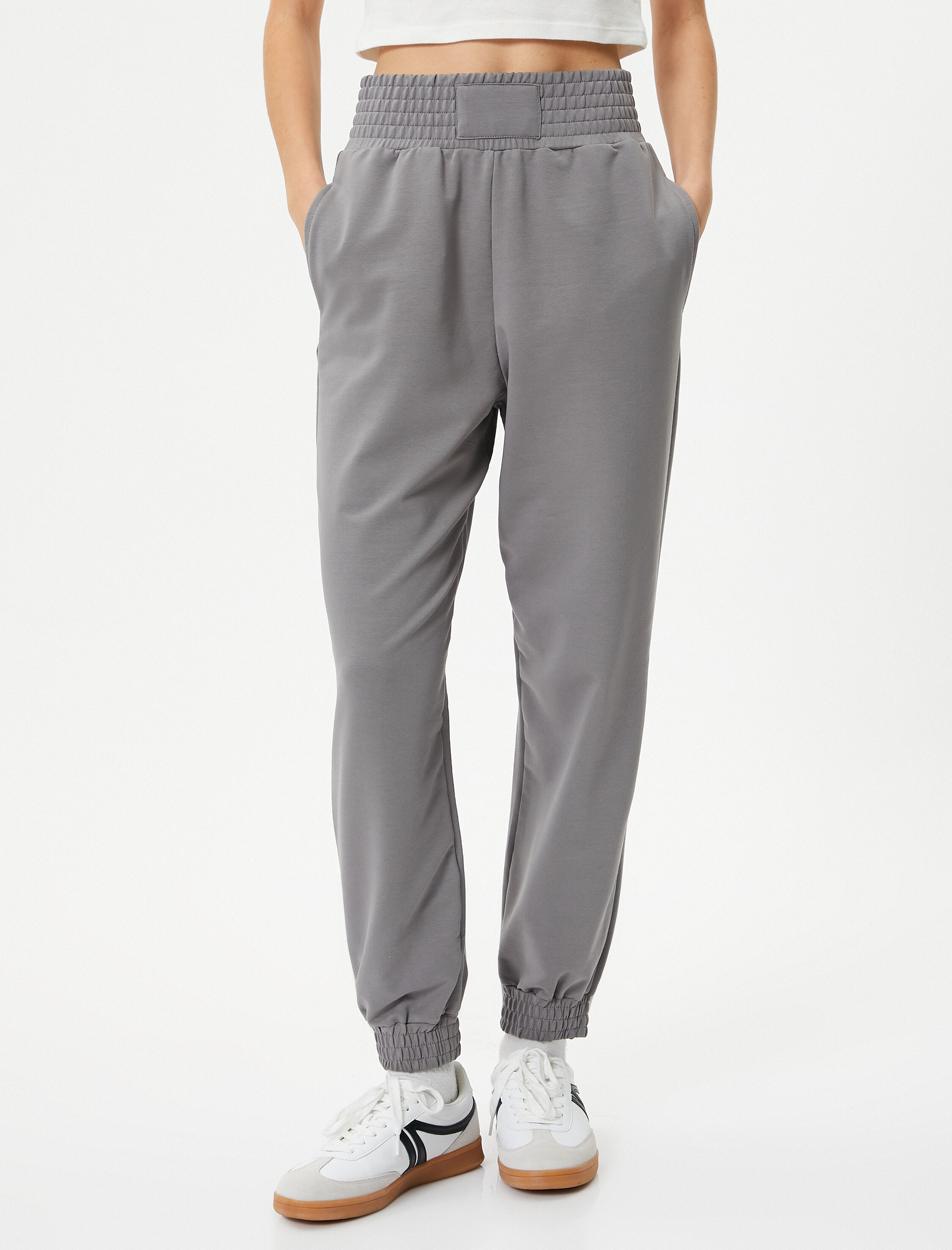   Jogger Eşofman Altı Yüksek Bel Rahat Kalıp Cepli Pamuk Karışımlı