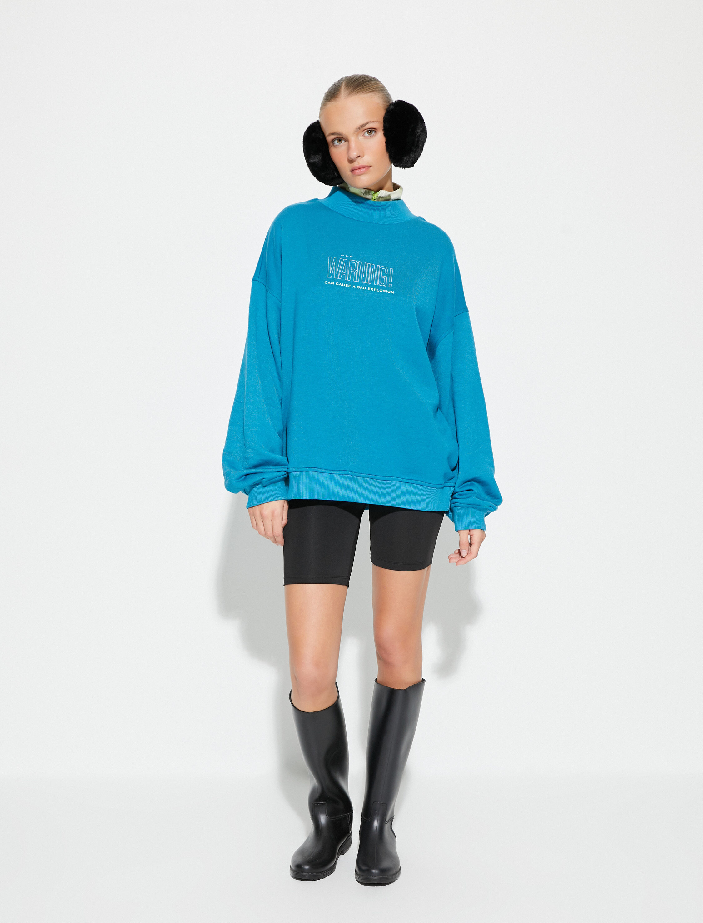   Dik Yaka Sweatshirt Slogan Baskılı Rahat Kesim