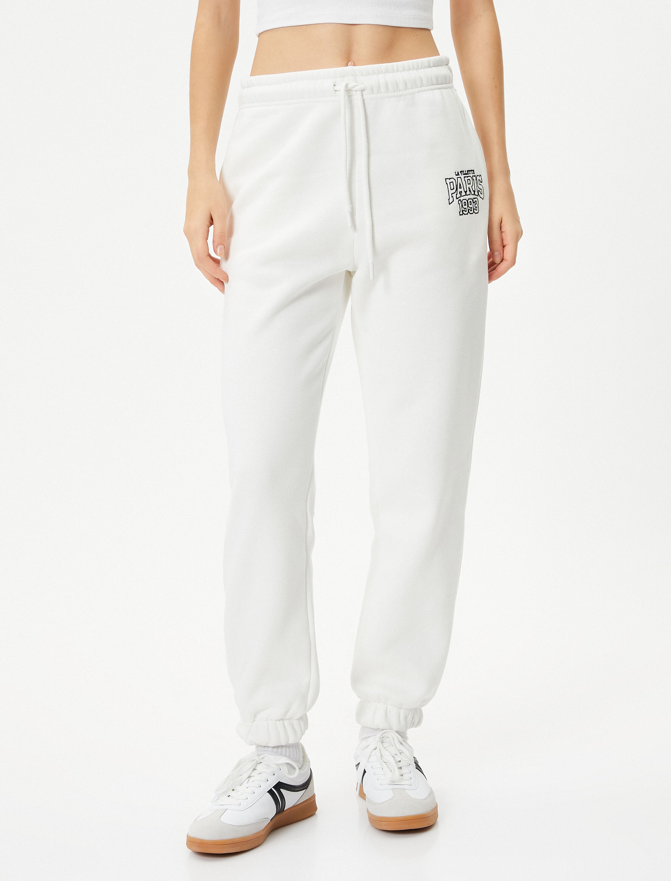   Şardonlu Jogger Eşofman Altı Beli Bağlamalı Cepli Baskı Detaylı