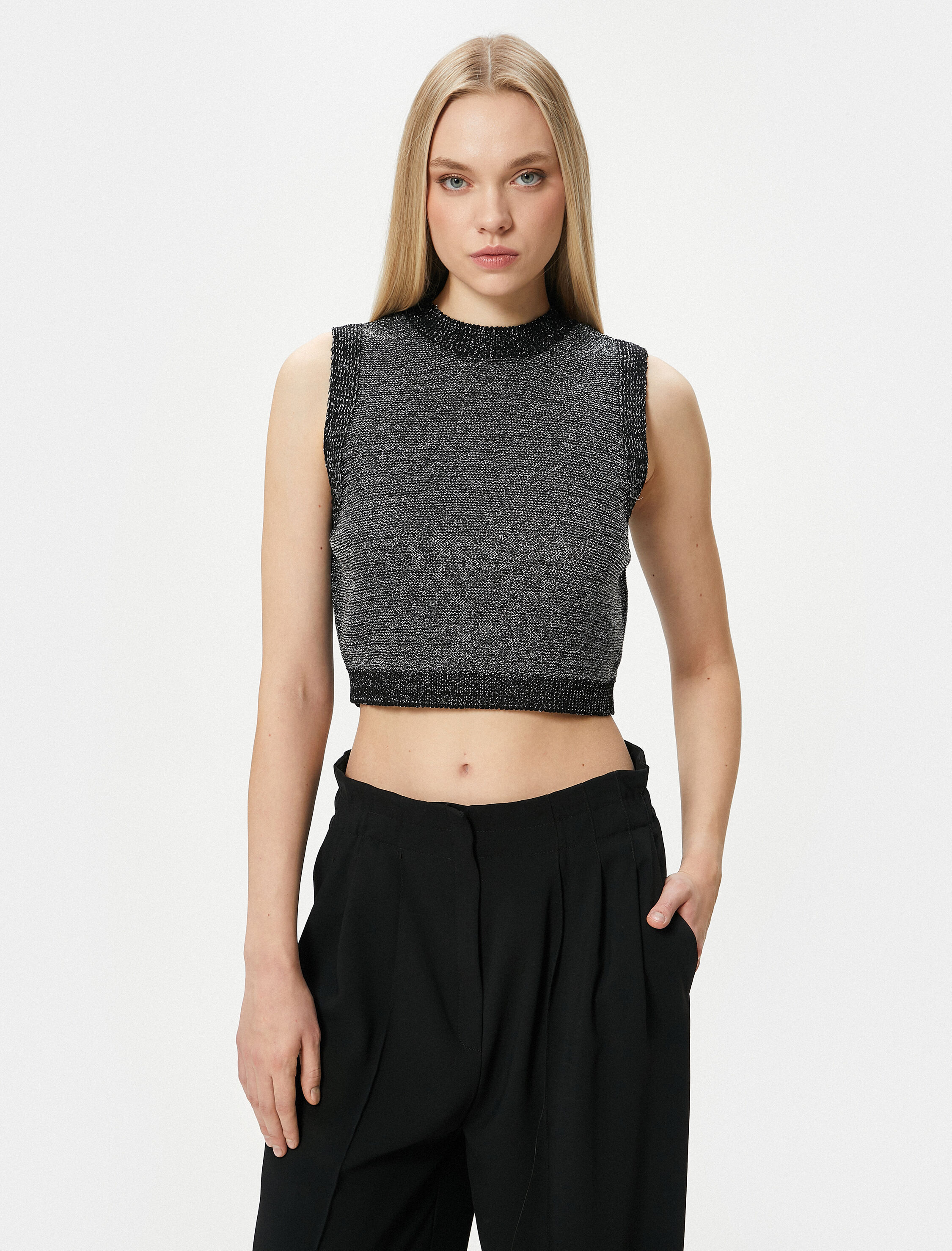   Metalik Crop Triko Üst Simli Bisiklet Yaka