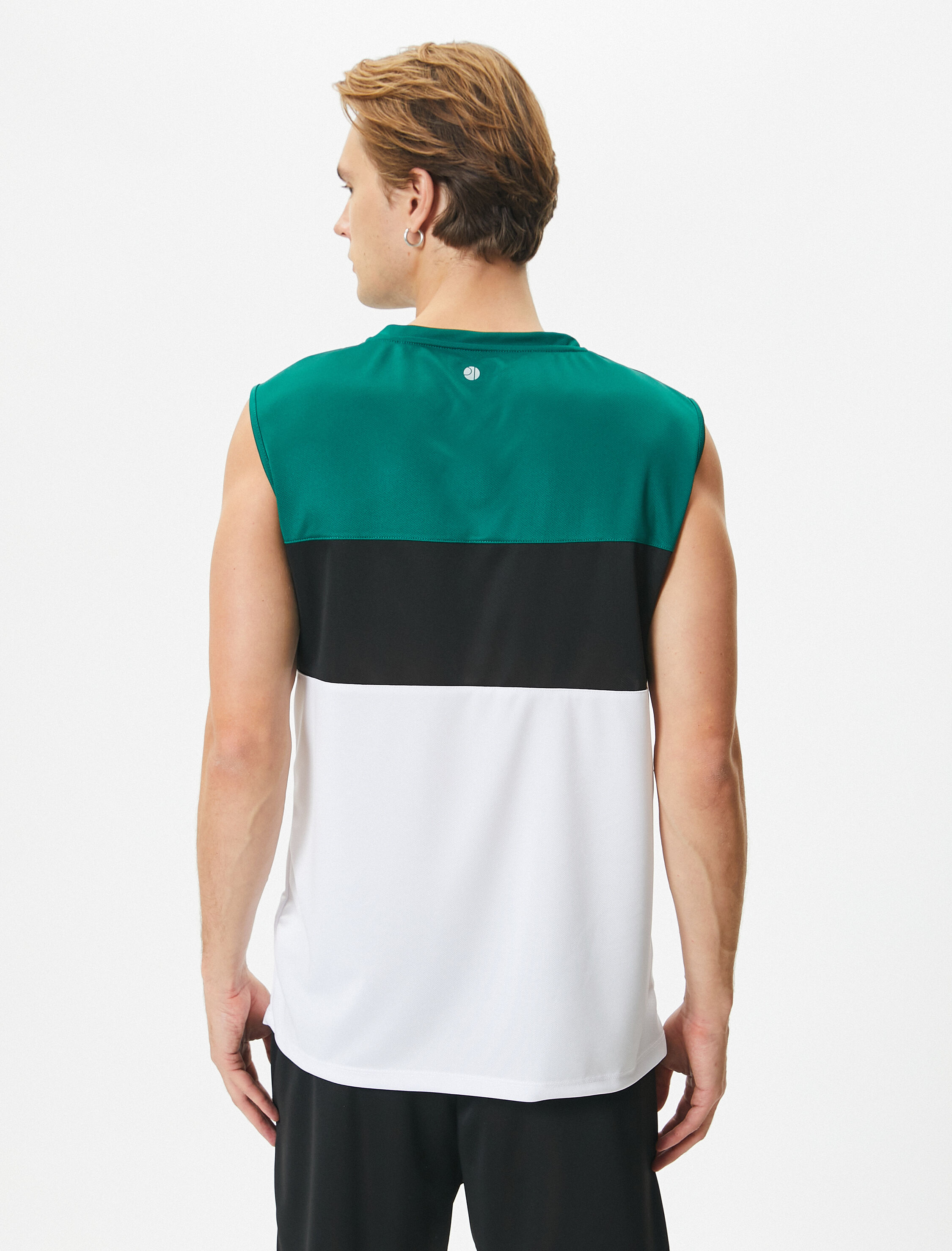   Oversize Basketbol Atleti Kolsuz Bisiklet Yaka Baskılı