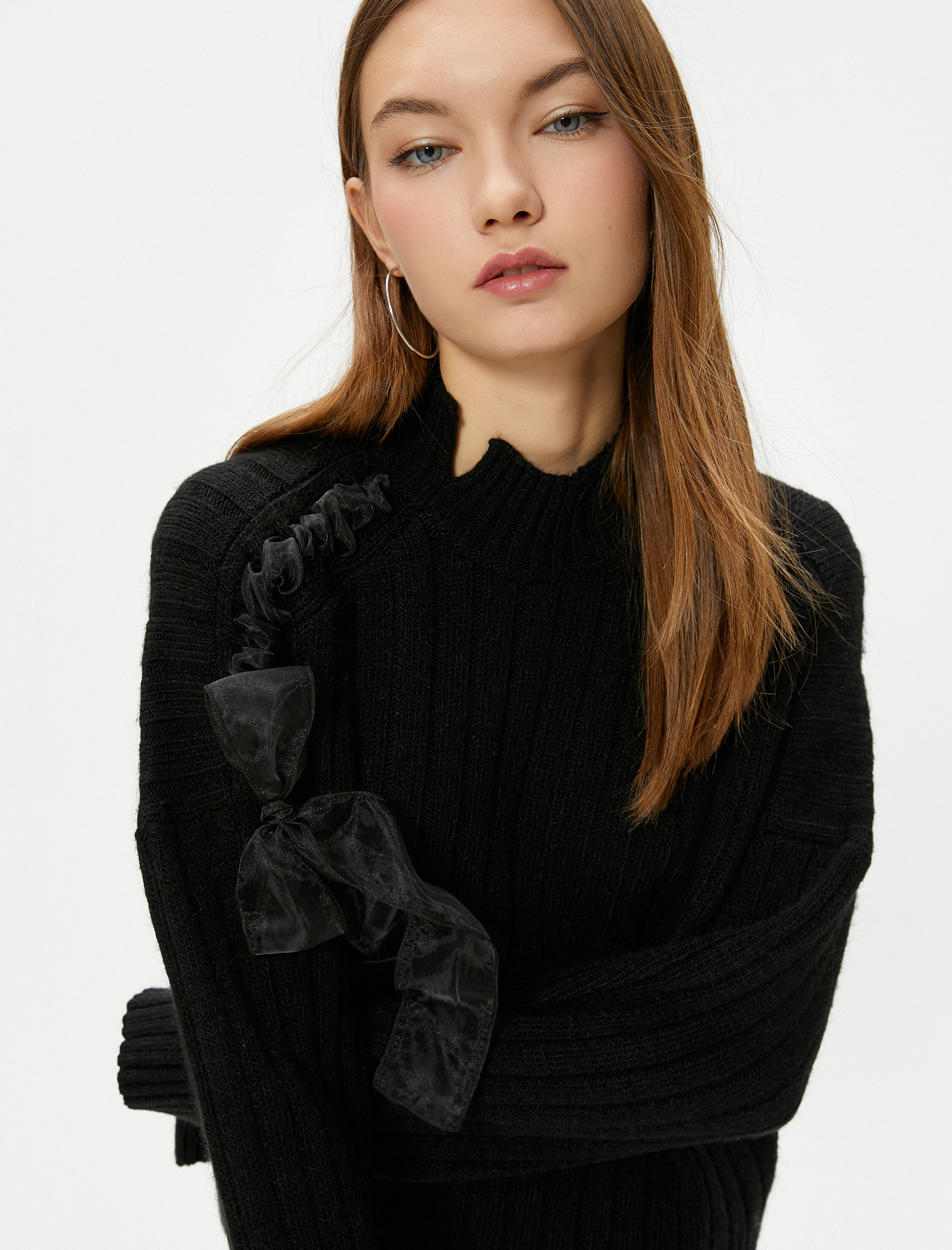   Triko Kazak Tül Detaylı Dik Yaka Uzun Kollu