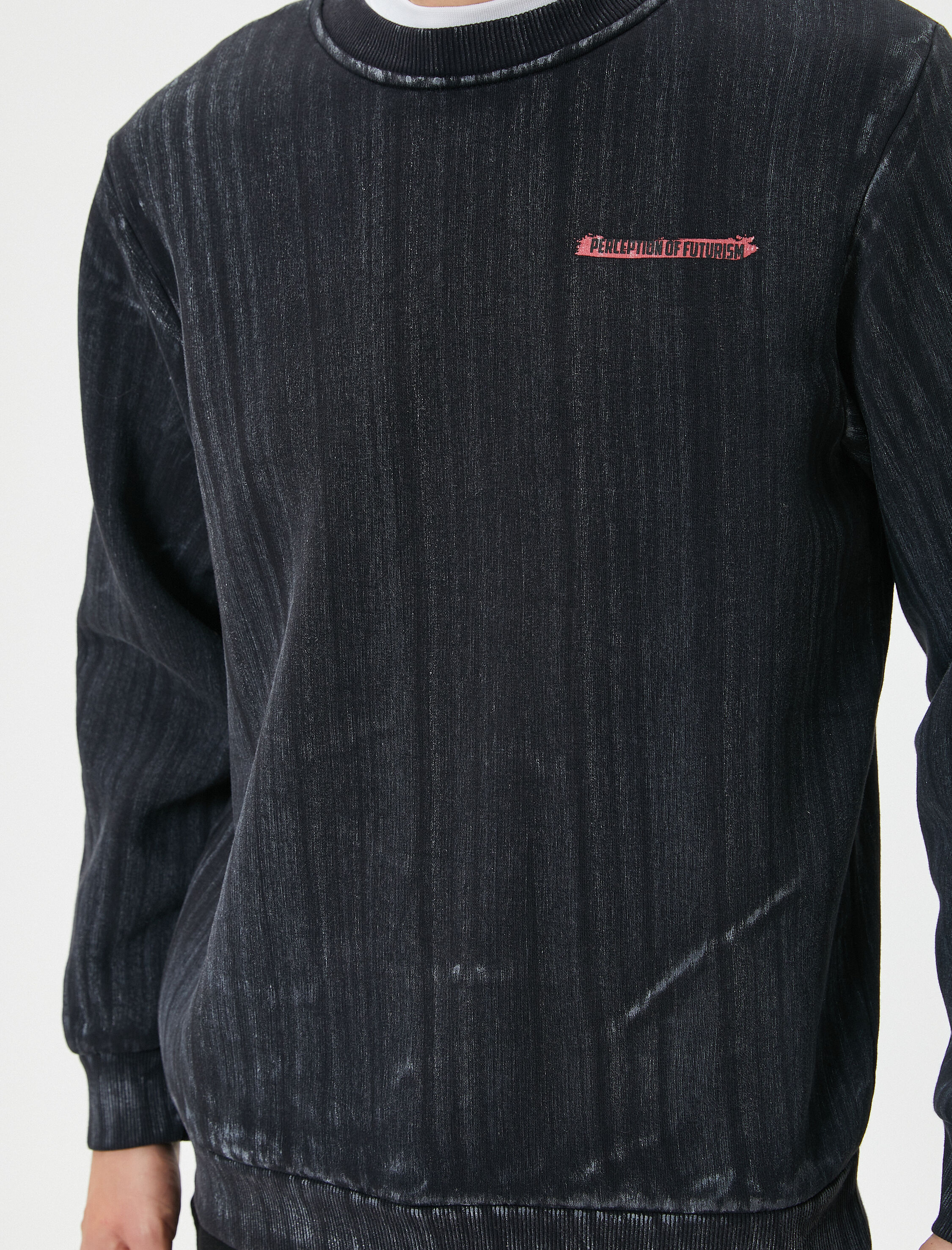   Yıkamalı Sweatshirt Slogan Detaylı Bisiklet Yaka Ribanalı Şardonlu