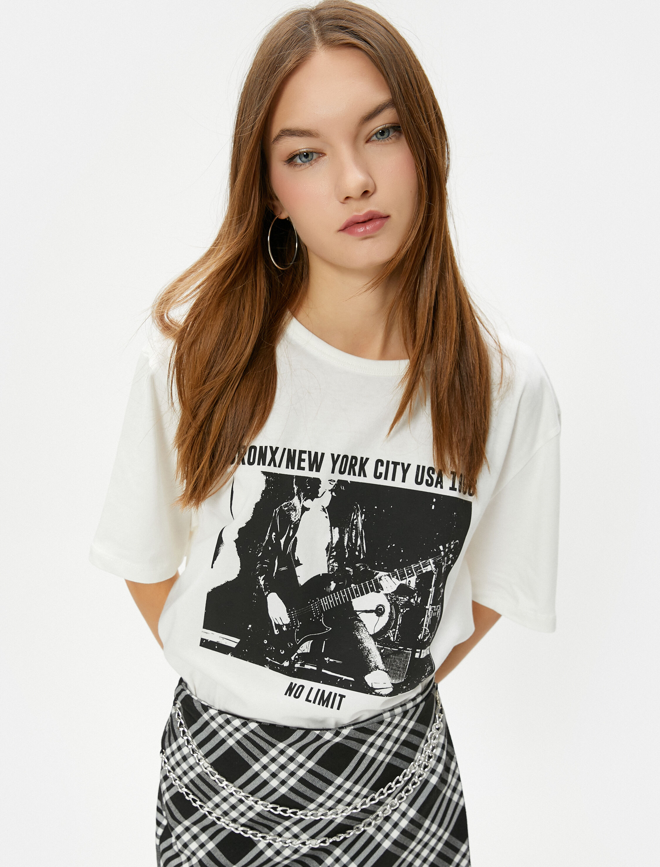   Baskılı Tişört Müzik Temalı Rahat Kalıp Pamuklu Kısa Kollu Bisiklet Yaka