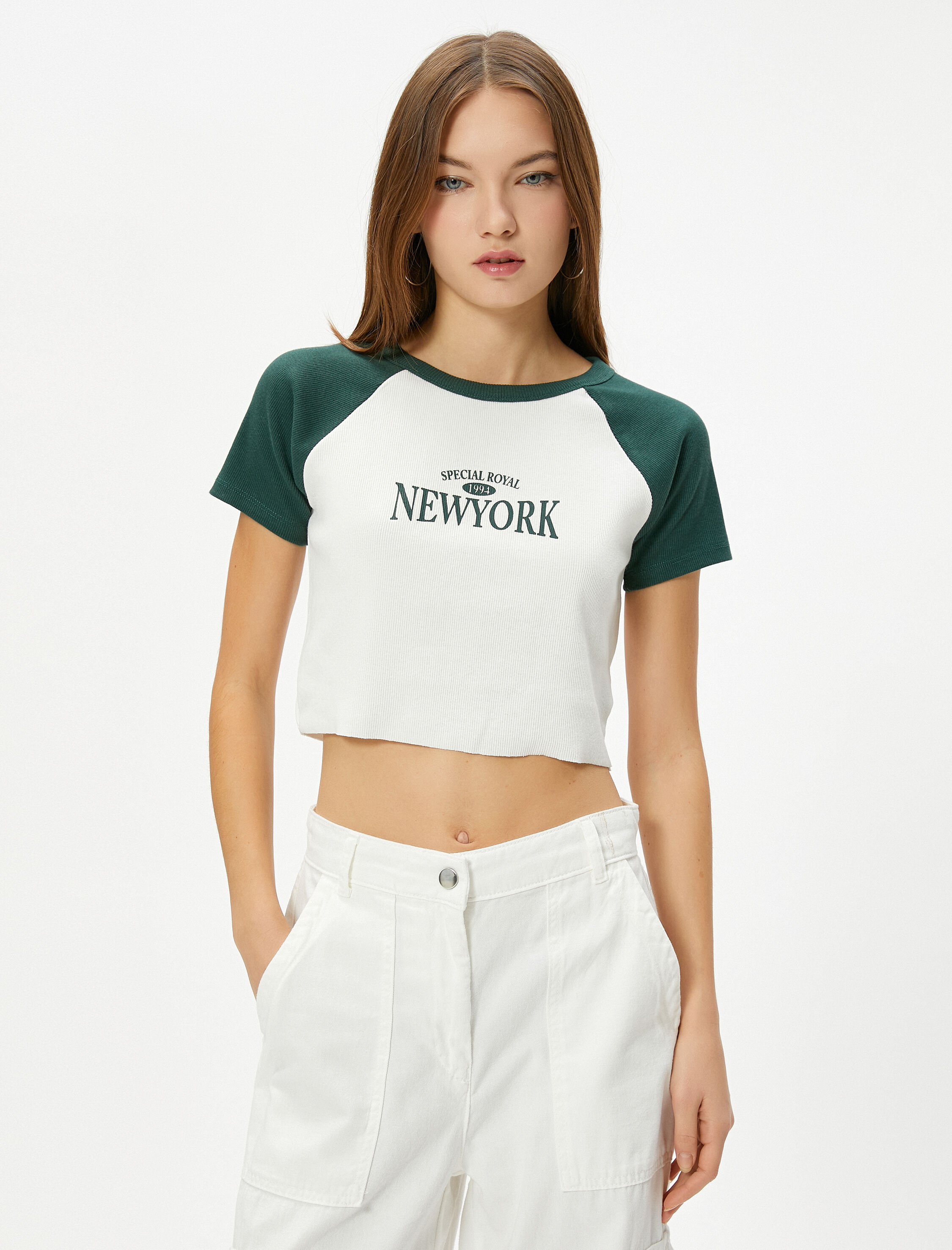   Kolej Crop Tişört Pamuklu Renk Bloklu Baskılı Kısa Kollu