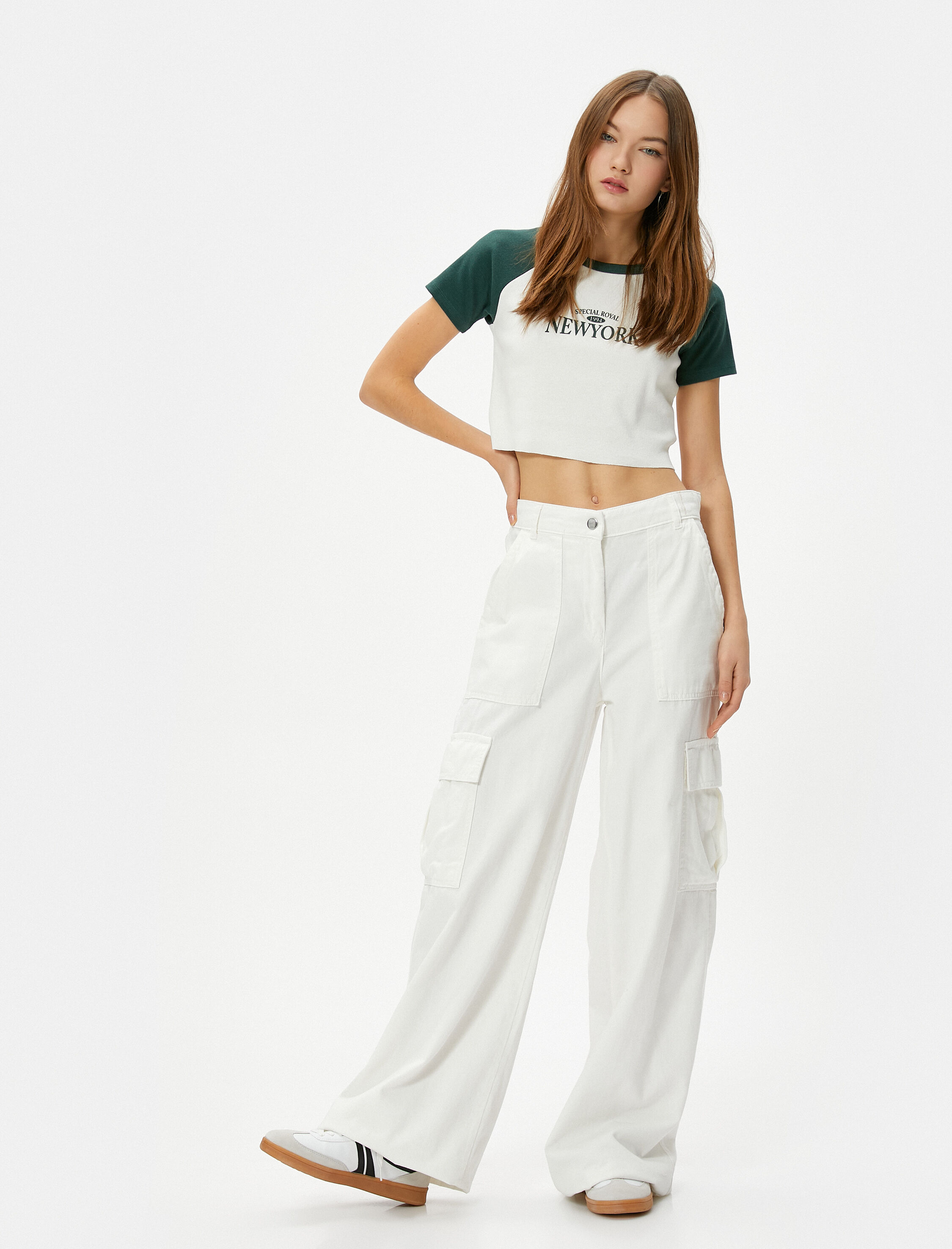   Kolej Crop Tişört Pamuklu Renk Bloklu Baskılı Kısa Kollu