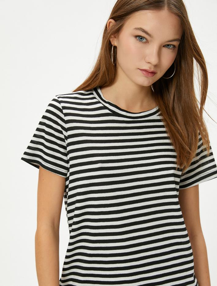  Kısa Kollu Pamuk Karışımlı Tişört Bisiklet Yaka