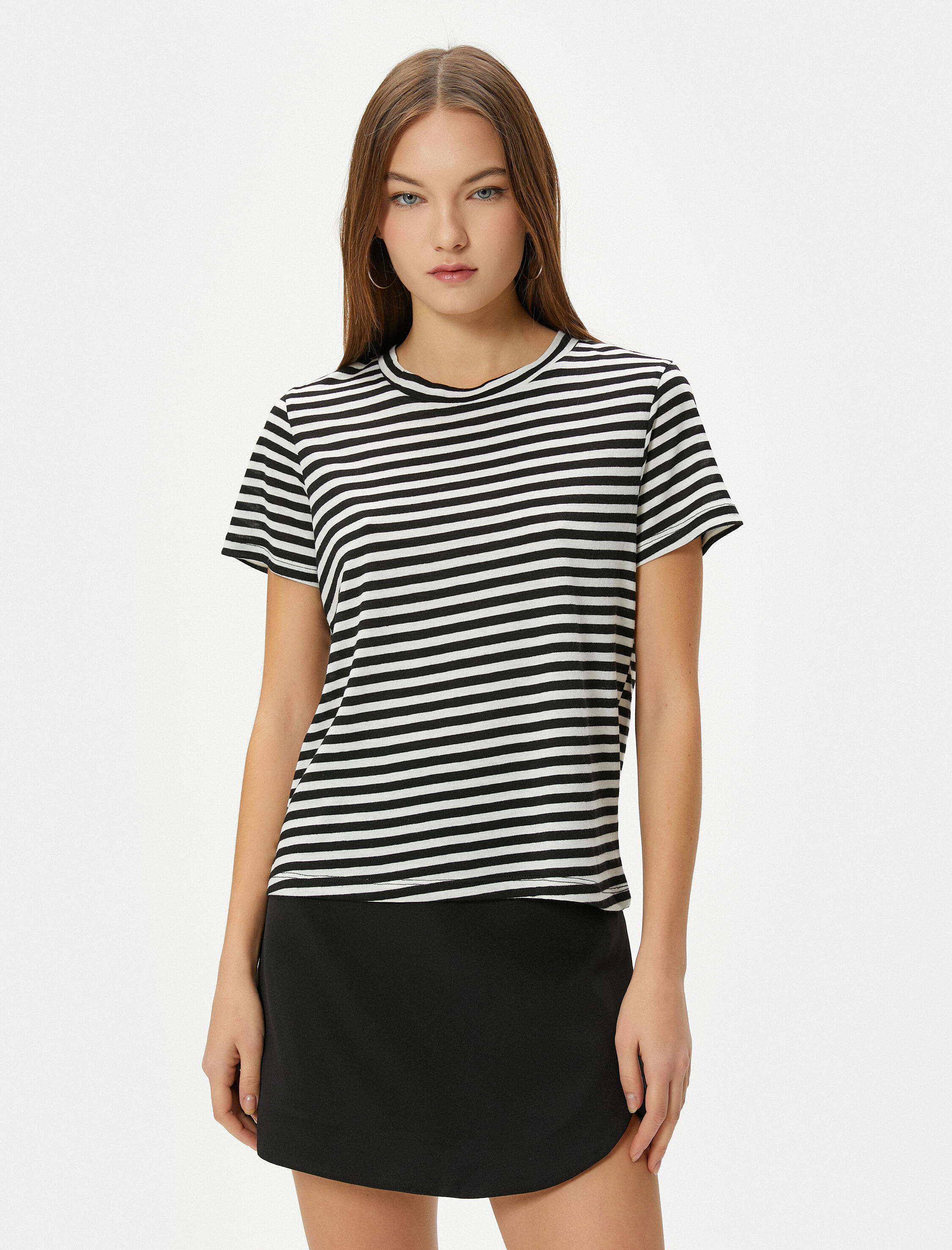   Kısa Kollu Pamuk Karışımlı Tişört Bisiklet Yaka