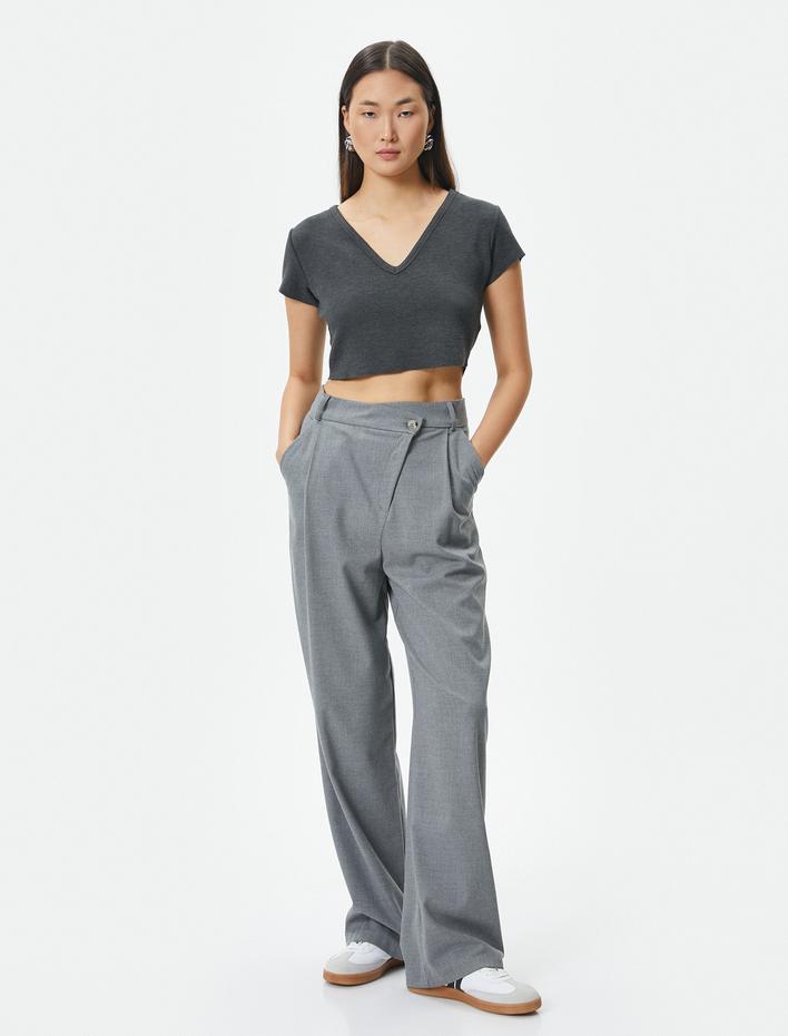  Crop Tişört Kısa Kollu V Yaka