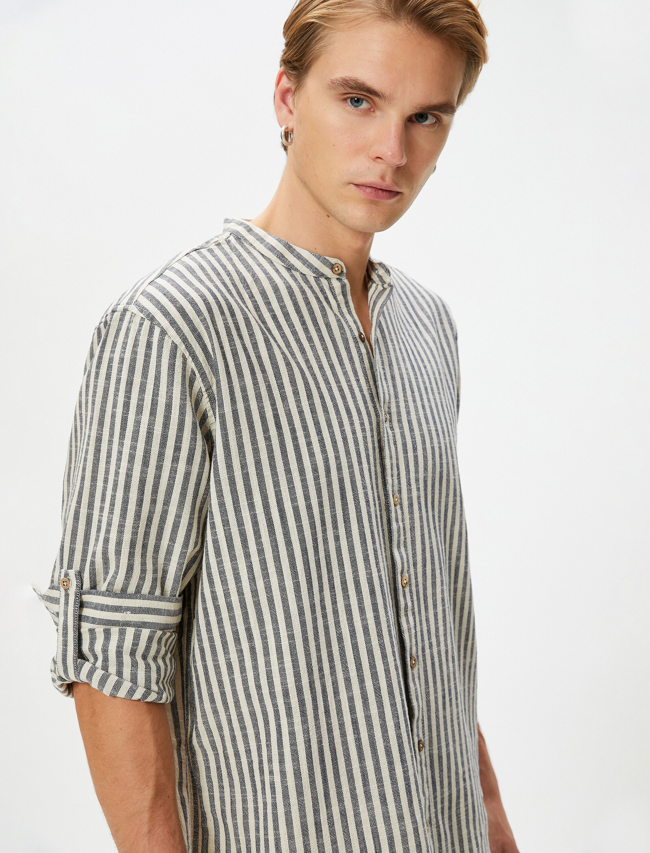 Hakim Yaka Gömlek Düğmeli Kıvrılabilir Kol Detaylı Pamuklu Regular Fit