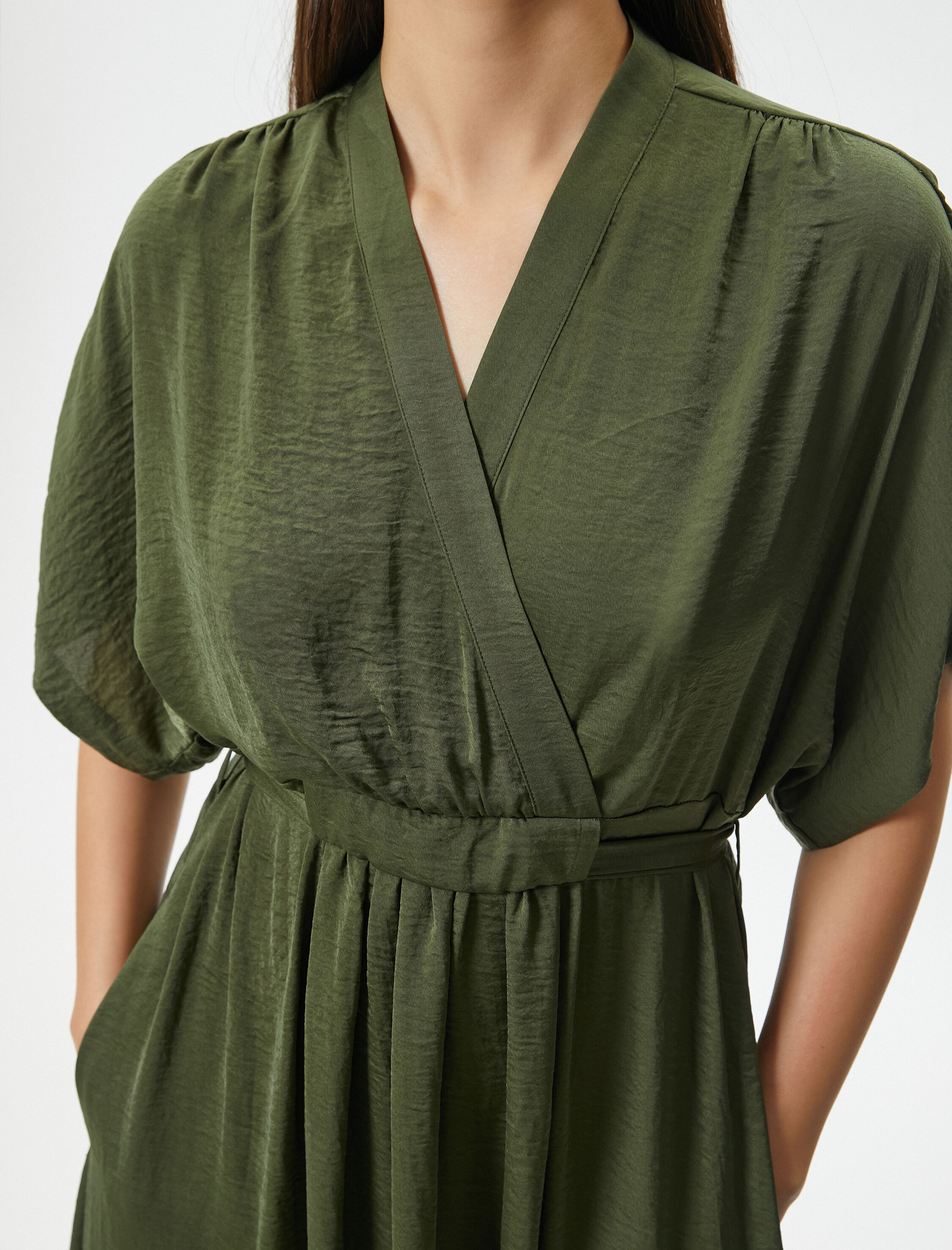   Midi Elbise V Yaka Geniş Kısa Kollu Cepli