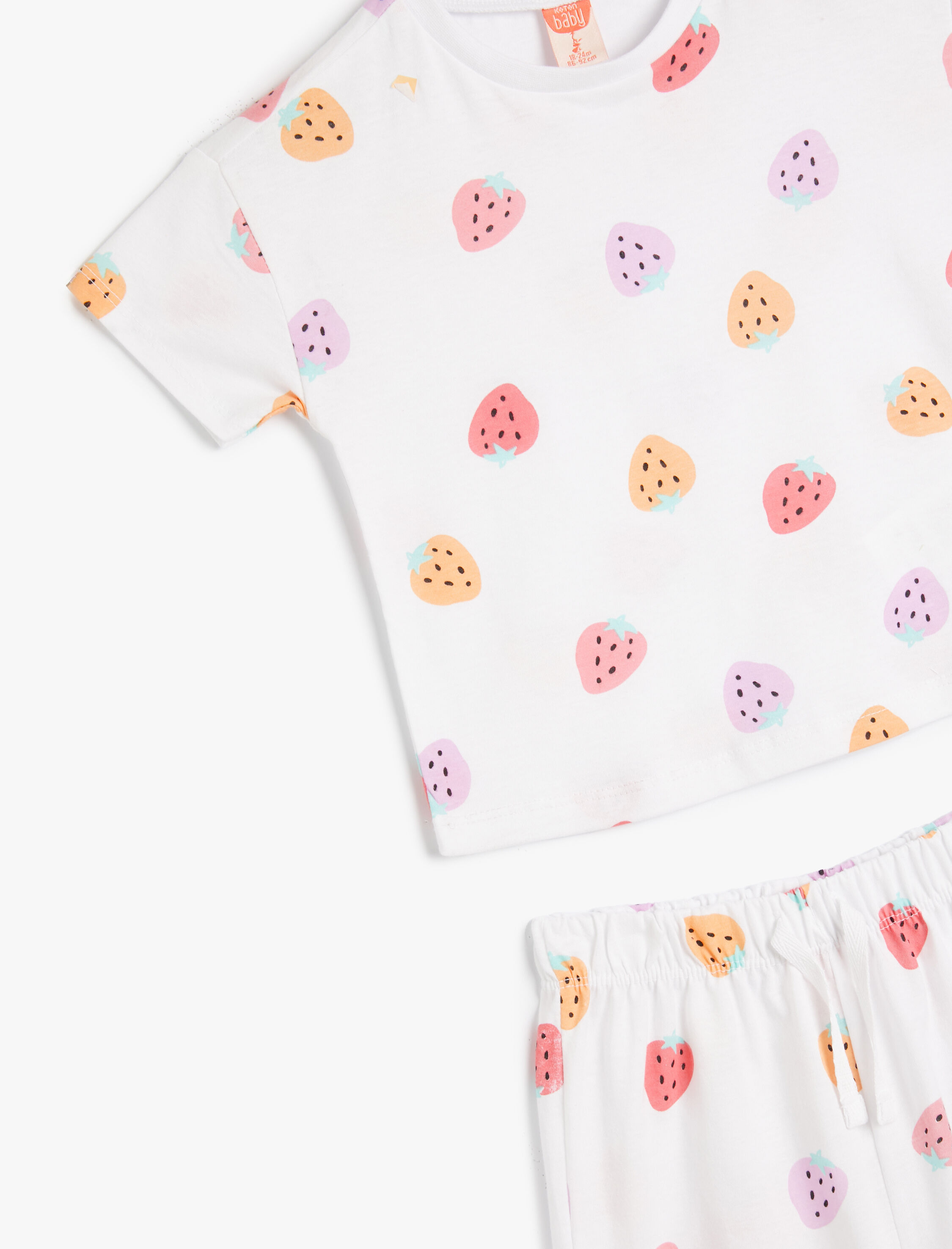  Kız Bebek Şort Tişört Takım Kalp Baskılı Pamuklu