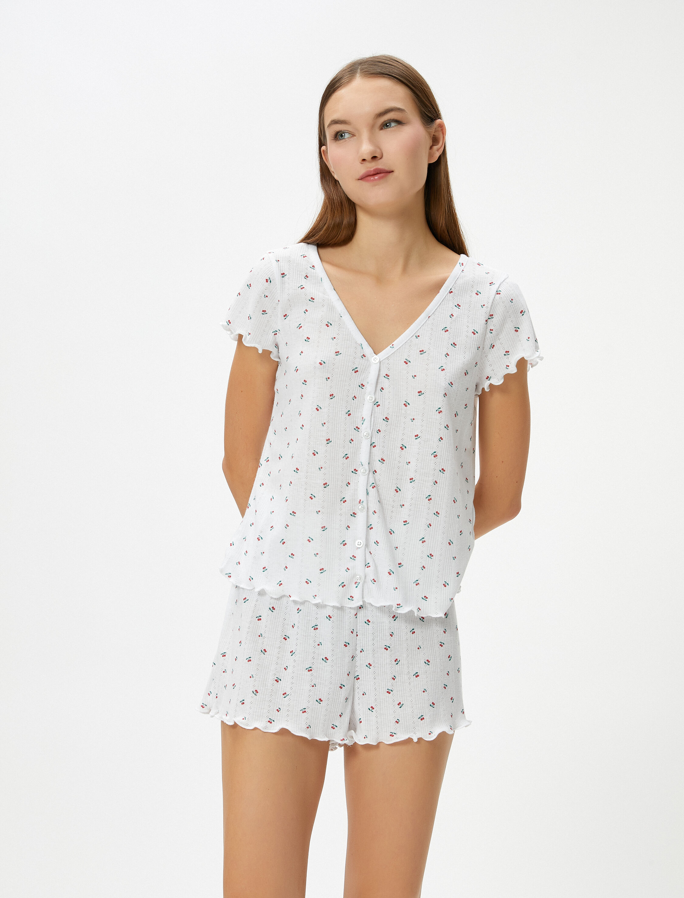   Şortlu Pijama Takımı Kısa Kollu V Yaka Düğmeli