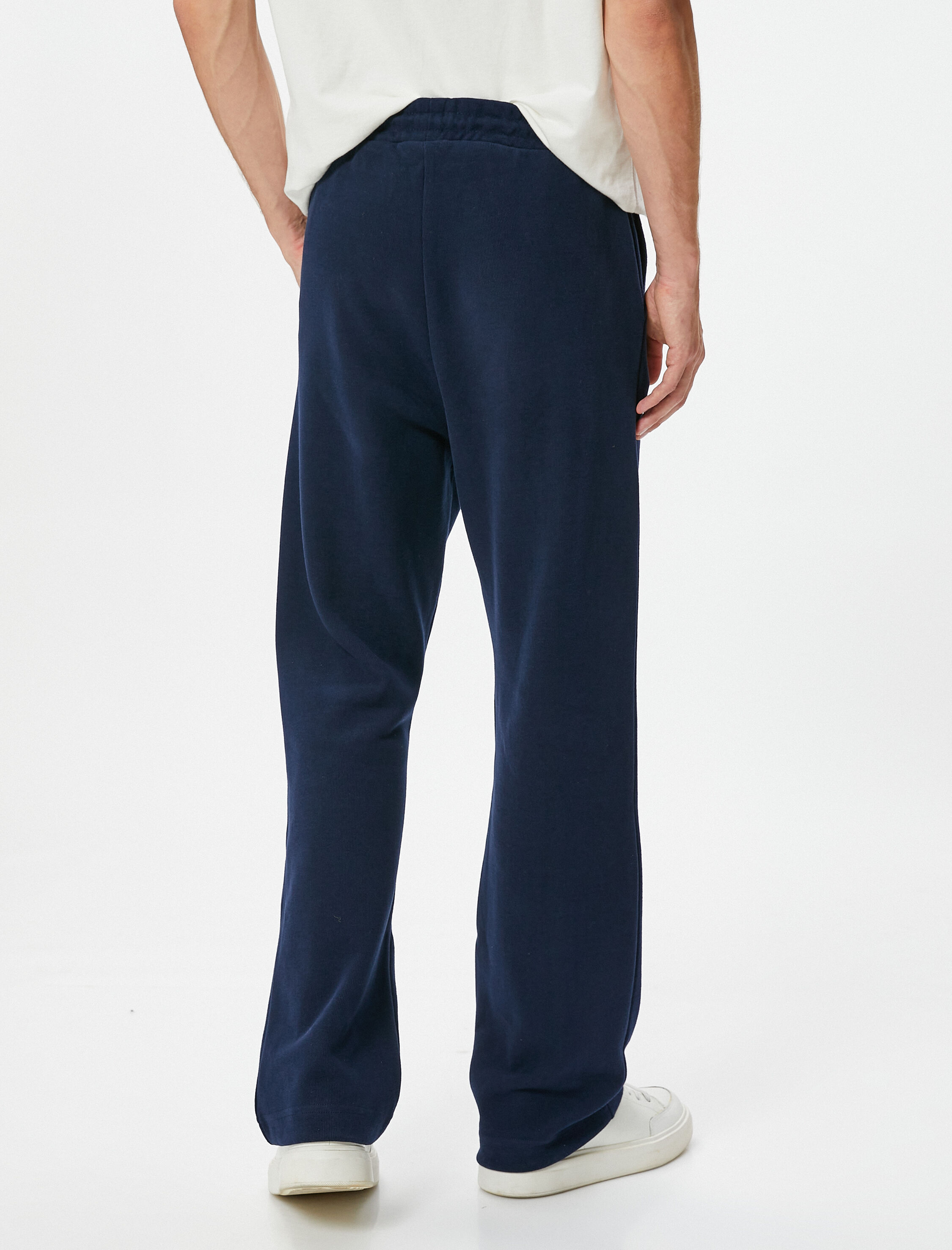   Oversize Eşofman Altı Beli Bağcıklı Bol Paça Cep Detaylı