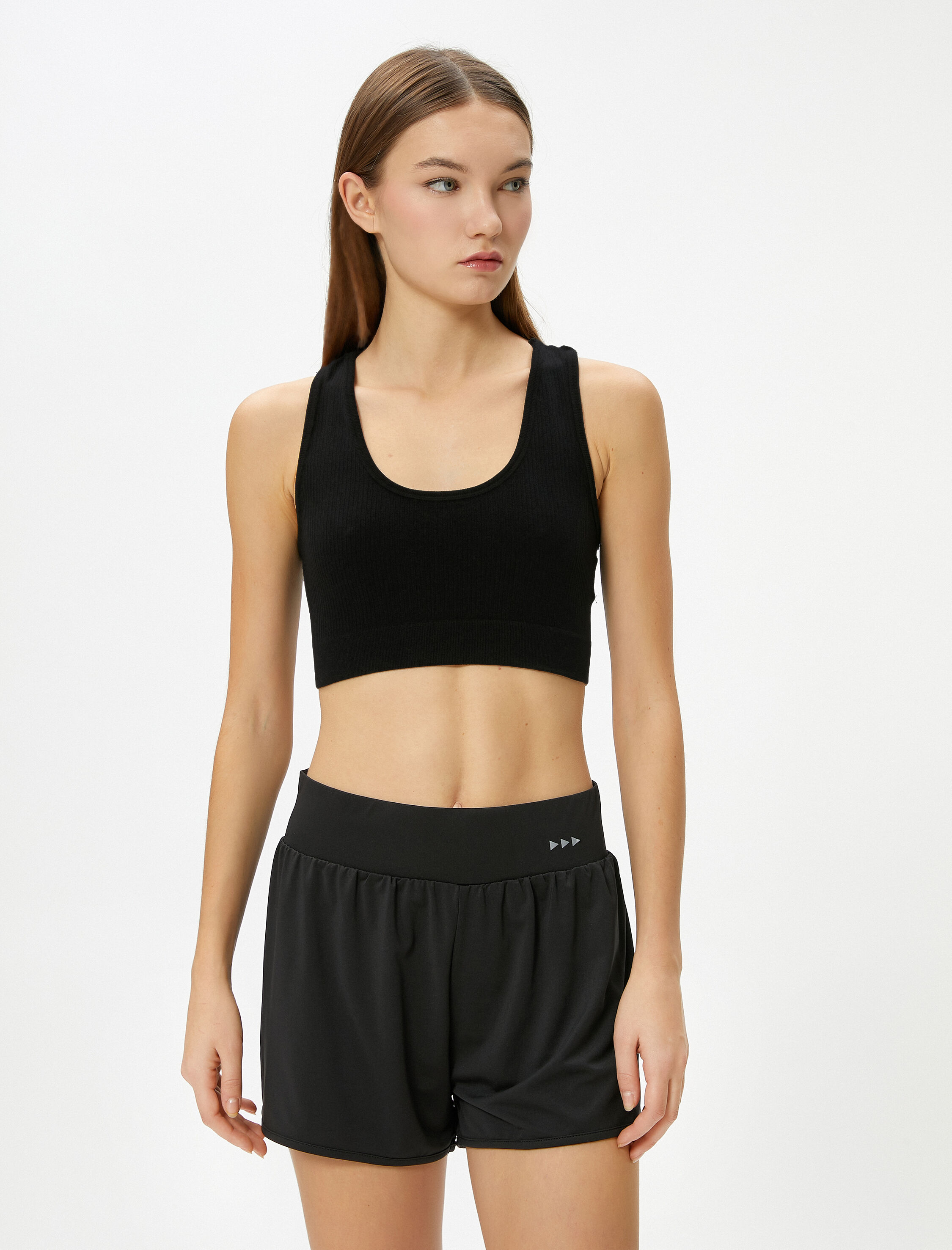   Sporcu Sütyeni Dikişsiz U Yaka Ribanalı Slim Fit