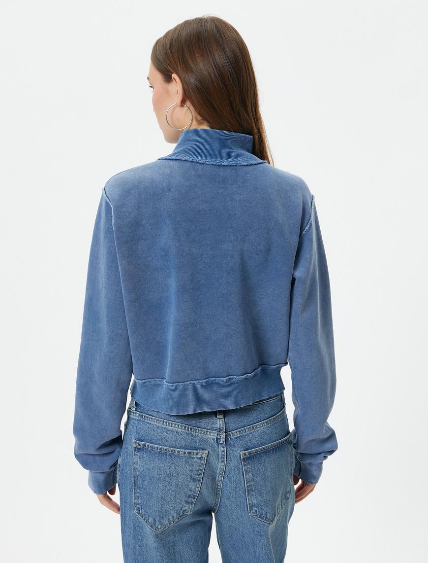   Şardonlu Crop Fermuarlı Sweatshirt Dik Yaka Soluk Efektli Aplike Detaylı Rahat Kalıp