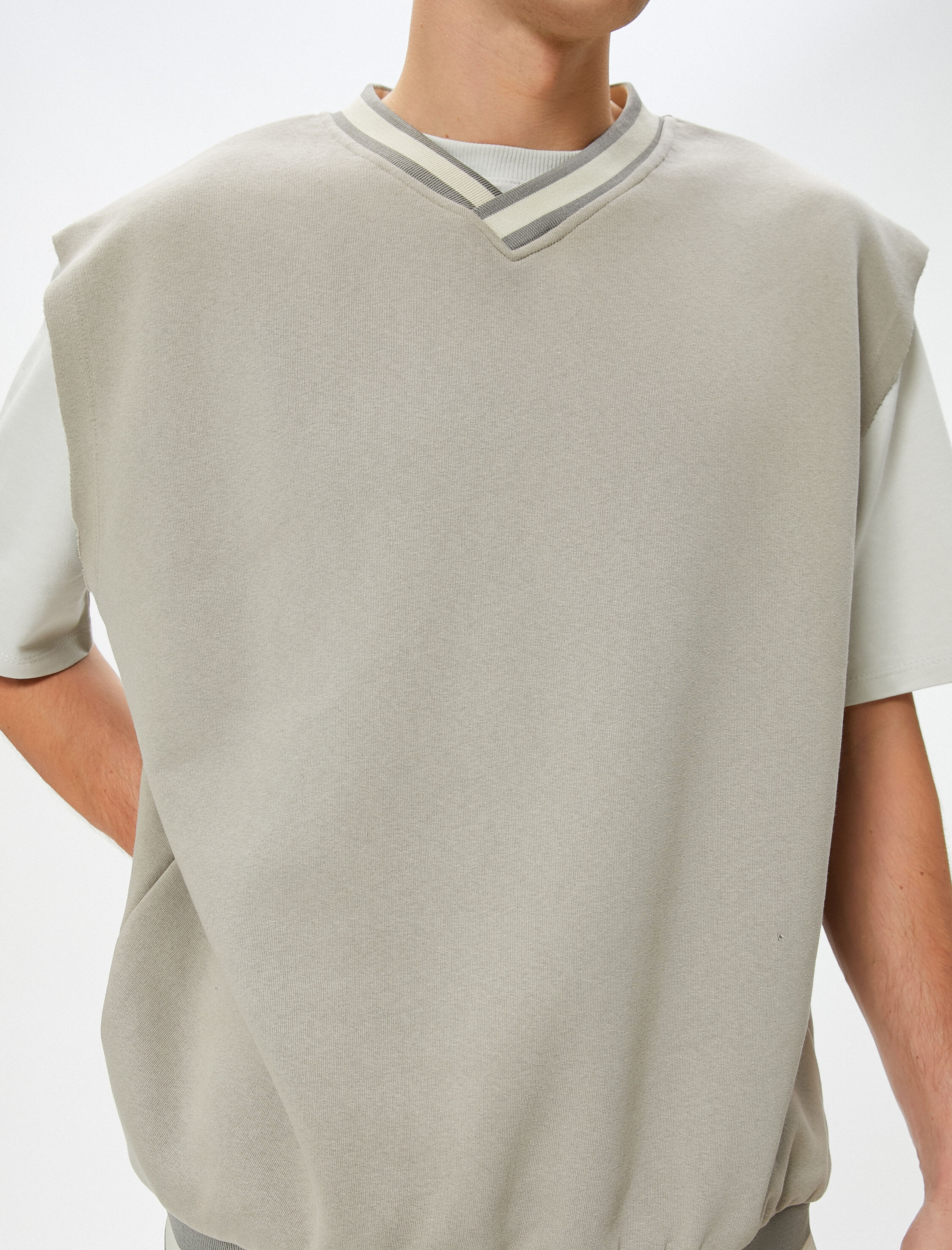 Oversize Sweatshirt V Yaka Kısa Kollu Şardonlu