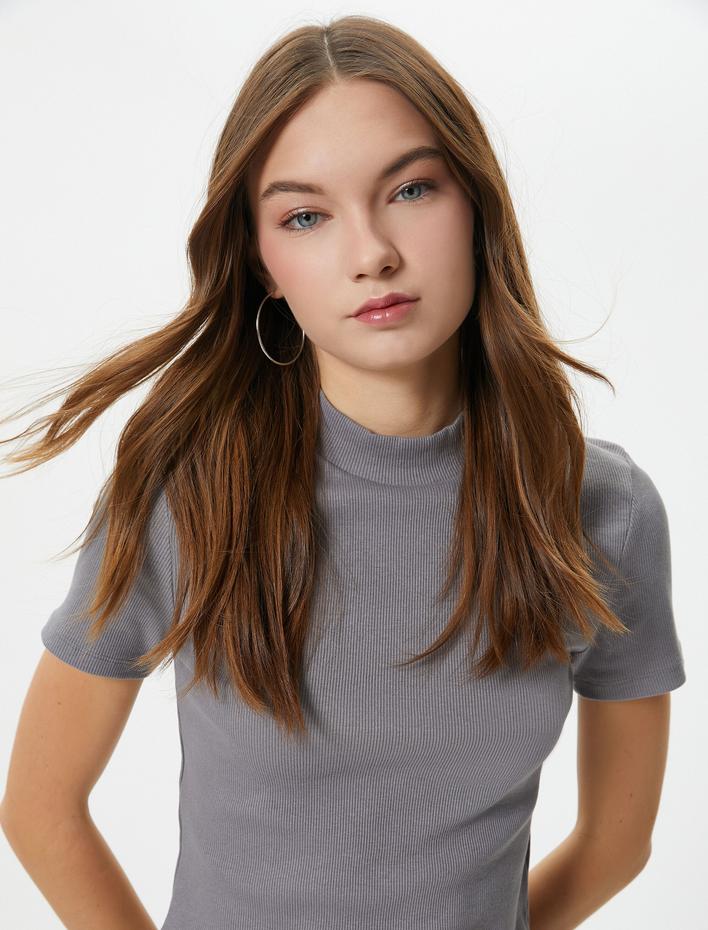  Balıkçı Yaka Crop Tişört Slim Fit Kısa Kollu Kaşkorse Pamuklu