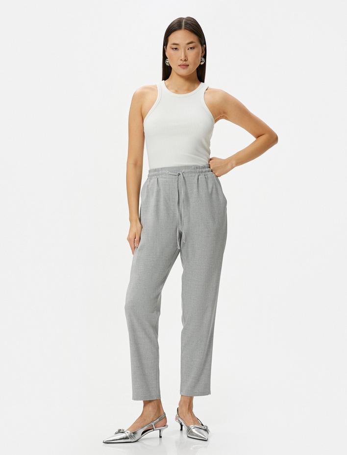  Beli Lastikli Jogger Pantolon Cep Detaylı