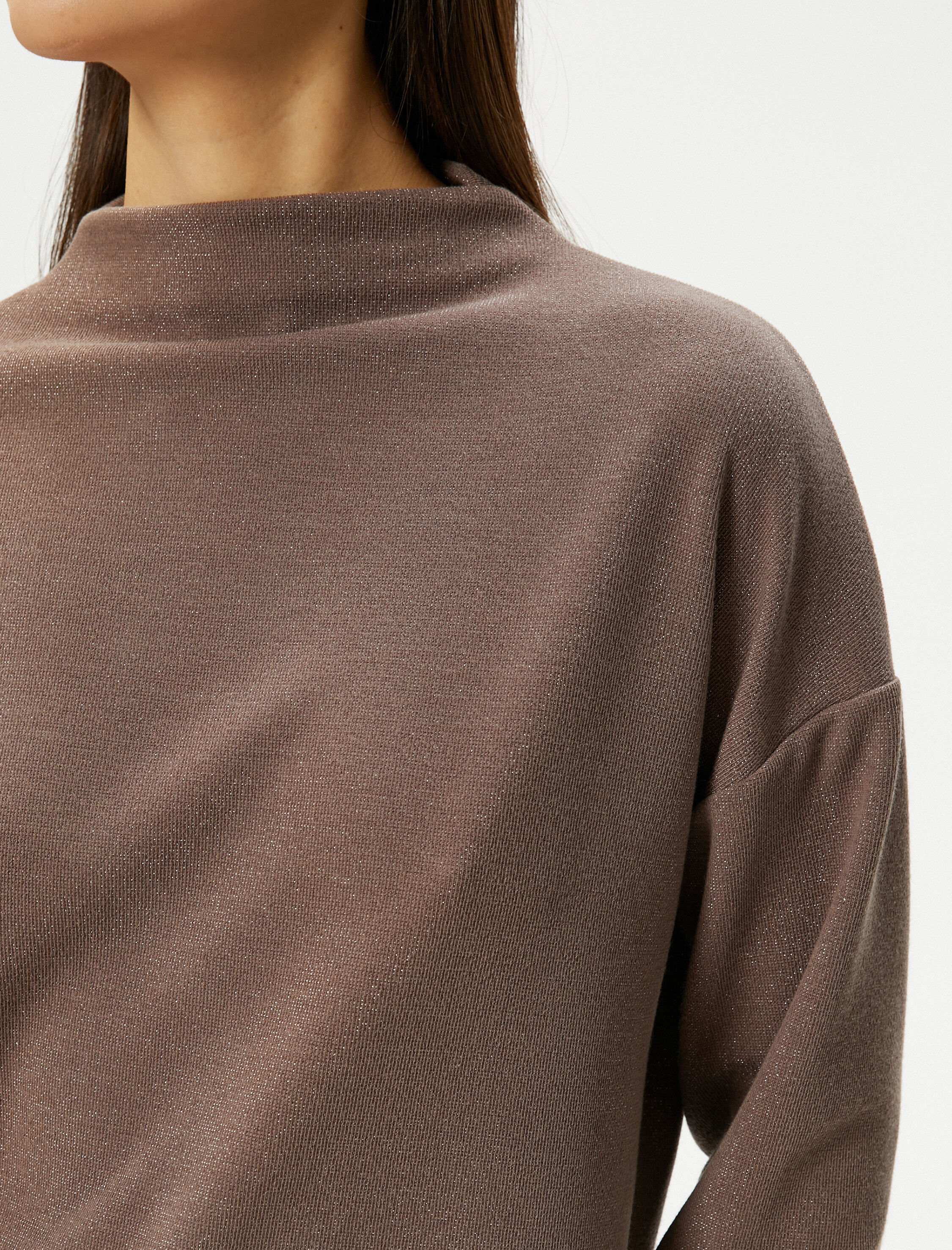   Uzun Kollu Tişört Dik Yaka Simli