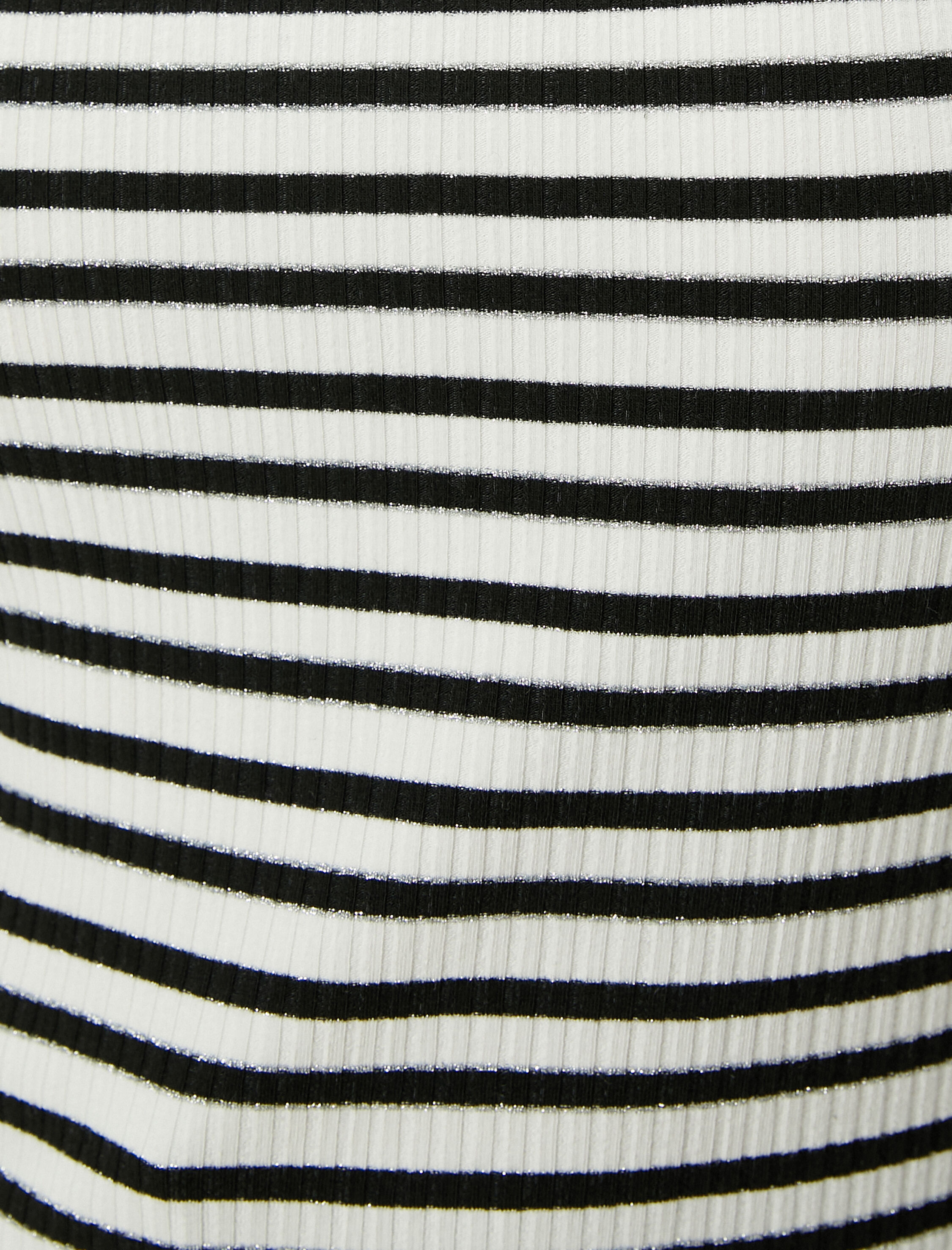   Basic Tişört Bisiklet Yaka Kısa Kollu