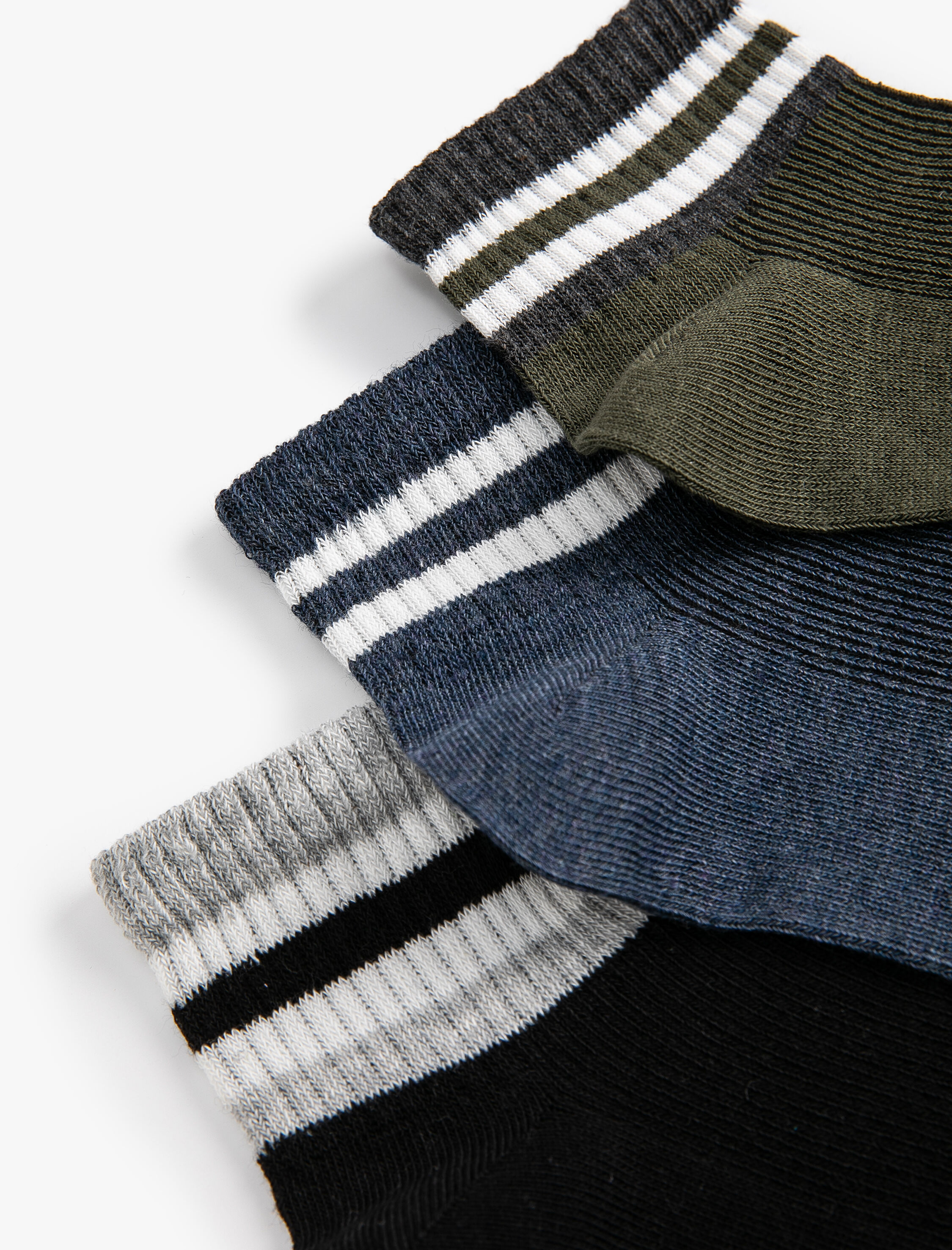  Erkek 3'lü Patik Çorap Seti Şerit Desenli Çok Renkli