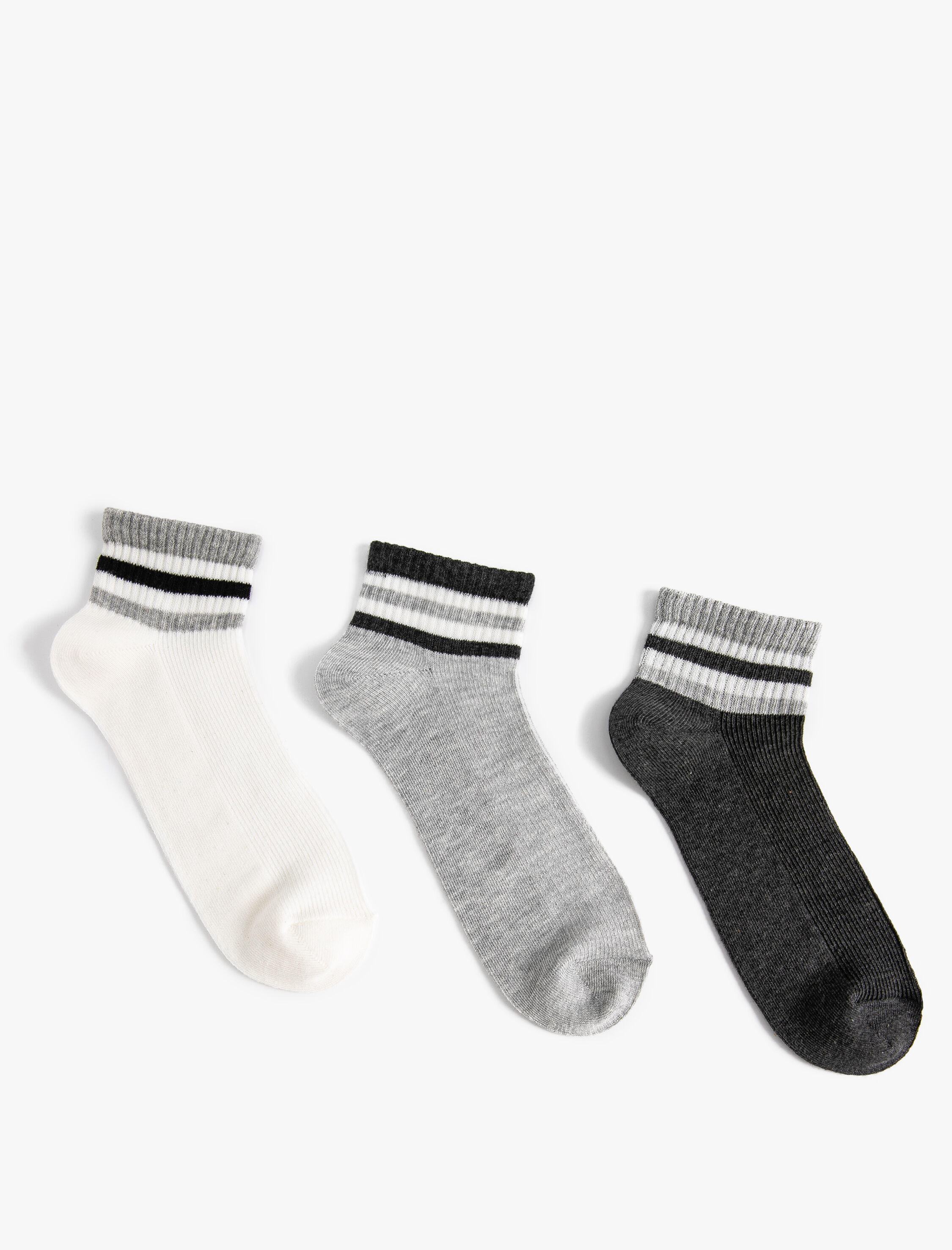  Erkek 3'lü Patik Çorap Seti Şerit Desenli Çok Renkli