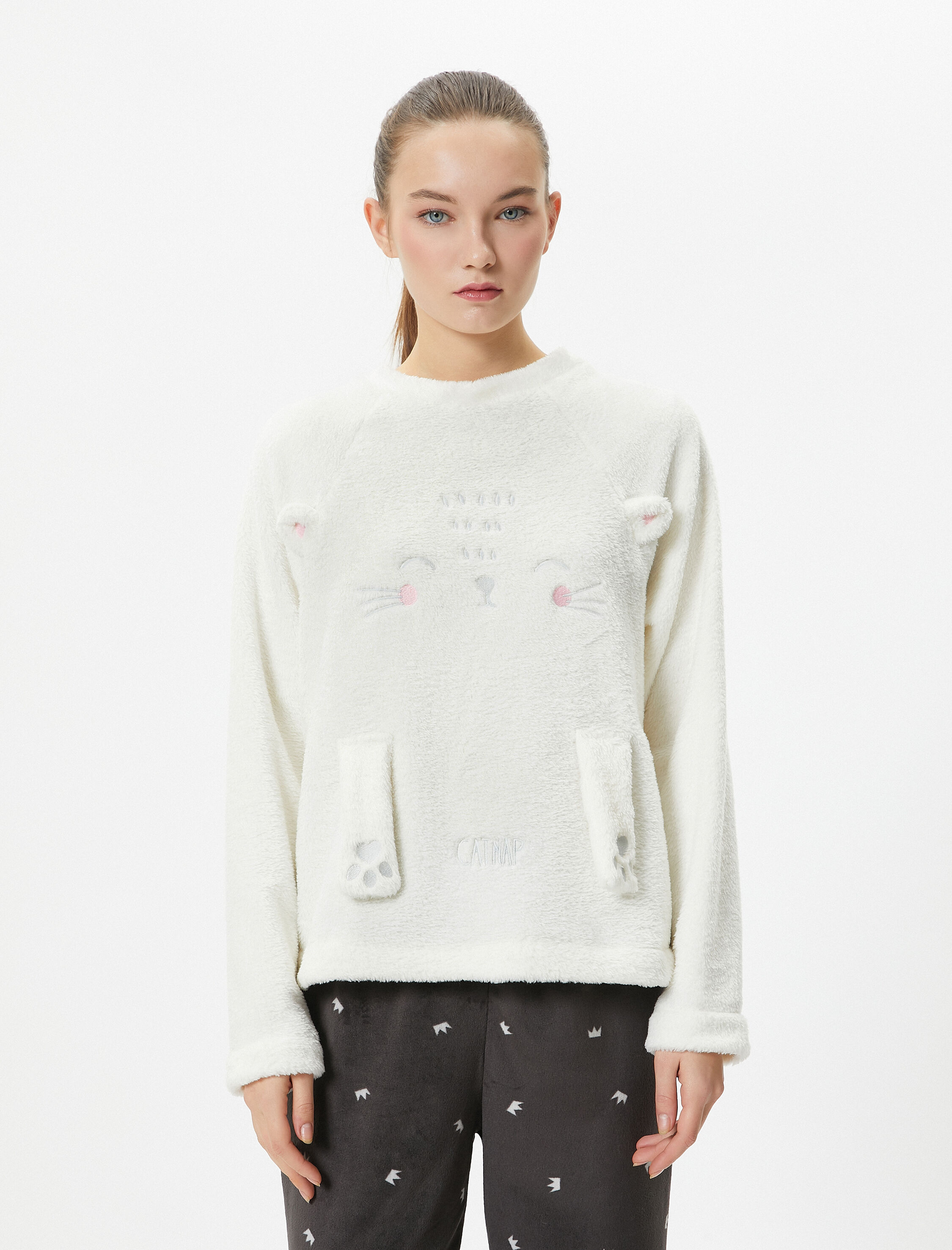   Polar Pijama Üstü Kedi Figürlü Uzun Kollu Bisiklet Yaka