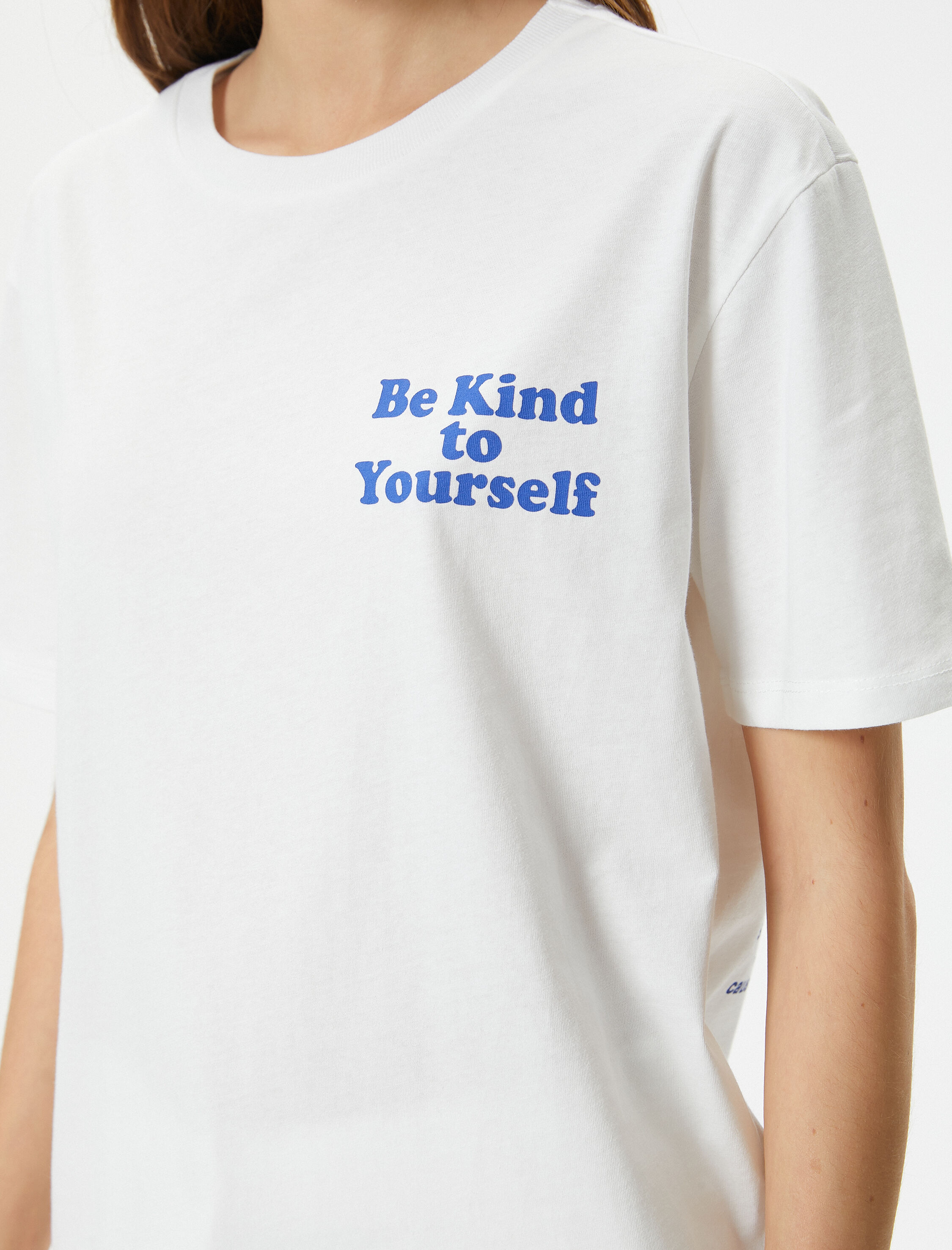   Arkası Baskılı Tişört Kısa Kollu Bisiklet Yaka Pamuklu Rahat Kalıp