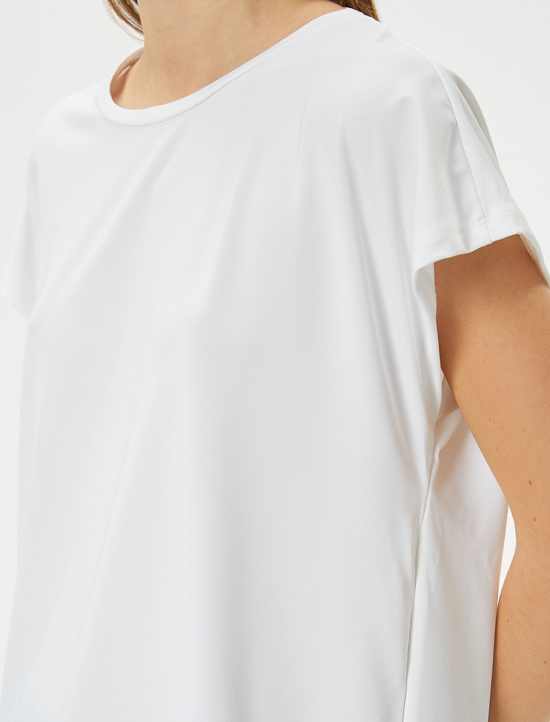   Basic Spor Tişört Kısa Kollu Bisiklet Yaka Rahat Kalıp