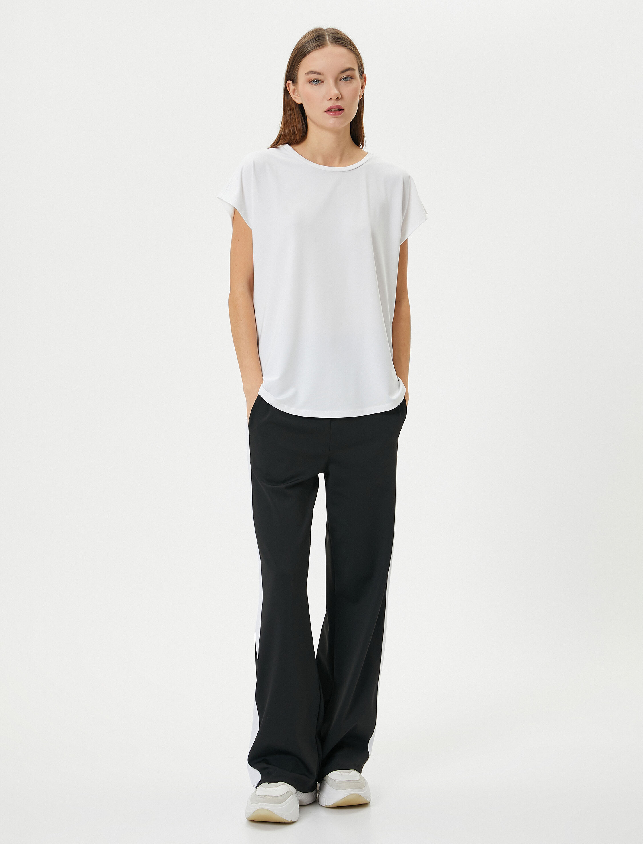   Basic Spor Tişört Kısa Kollu Bisiklet Yaka Rahat Kalıp