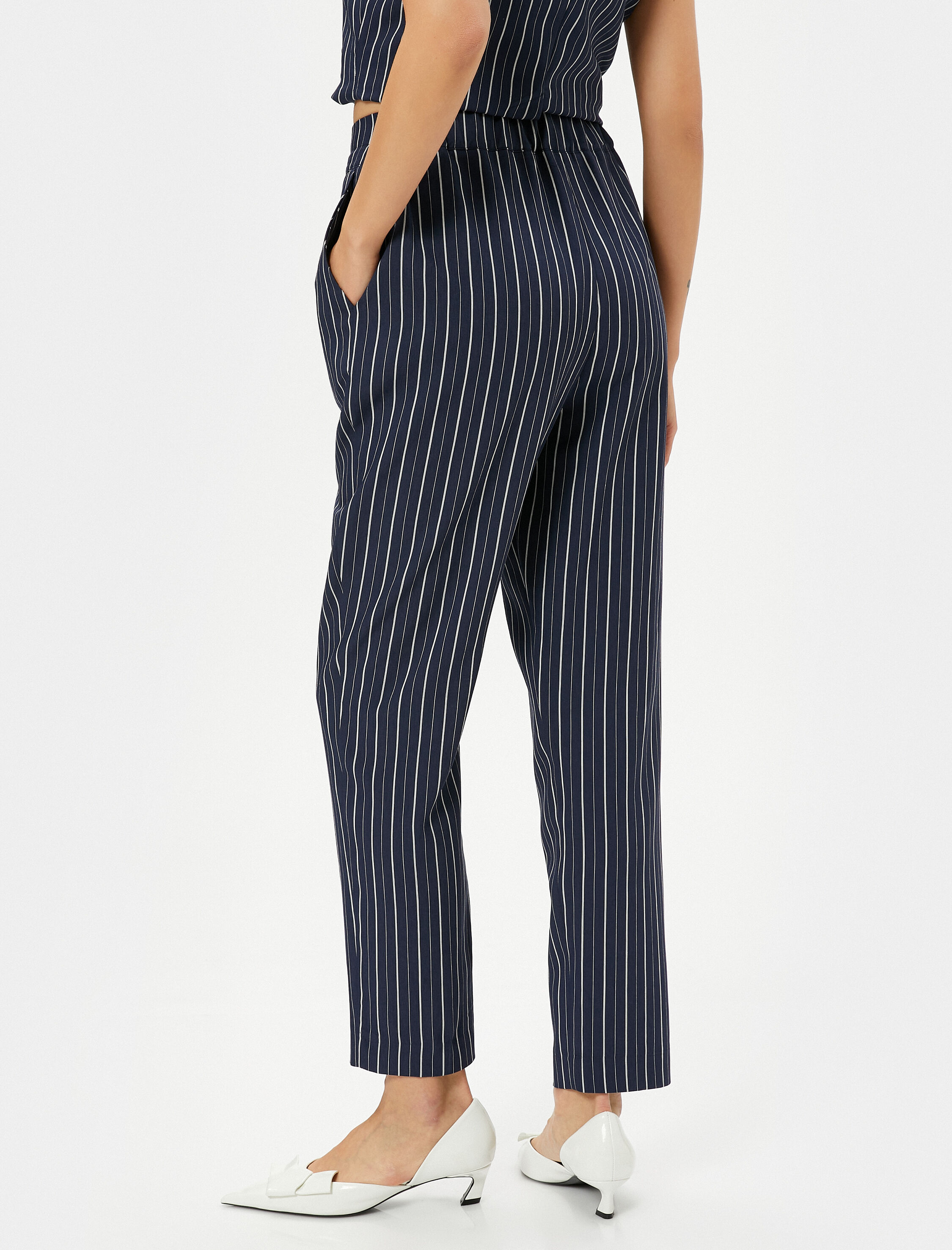   Havuç Pantolon Beli Bağcıklı Cep Detaylı Viskon